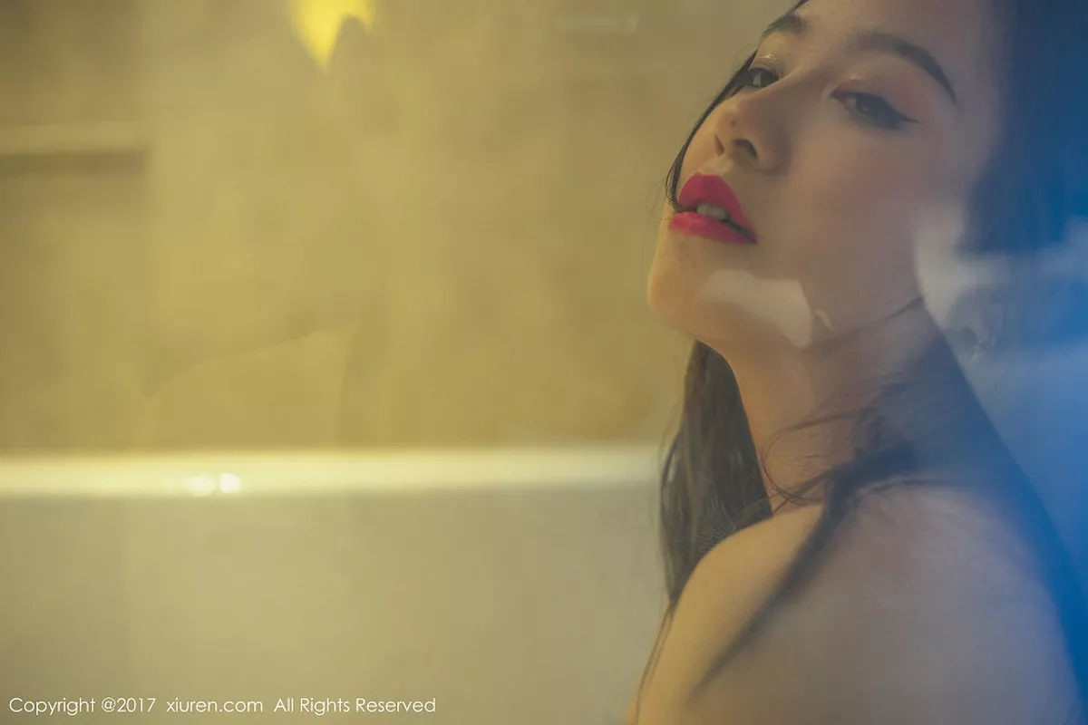 秀人集.com_[XiuRen秀人网]No.823_嫩模吃白菜的vi菜菜居家私房全裸秀诱人酮体极致诱惑写真48P