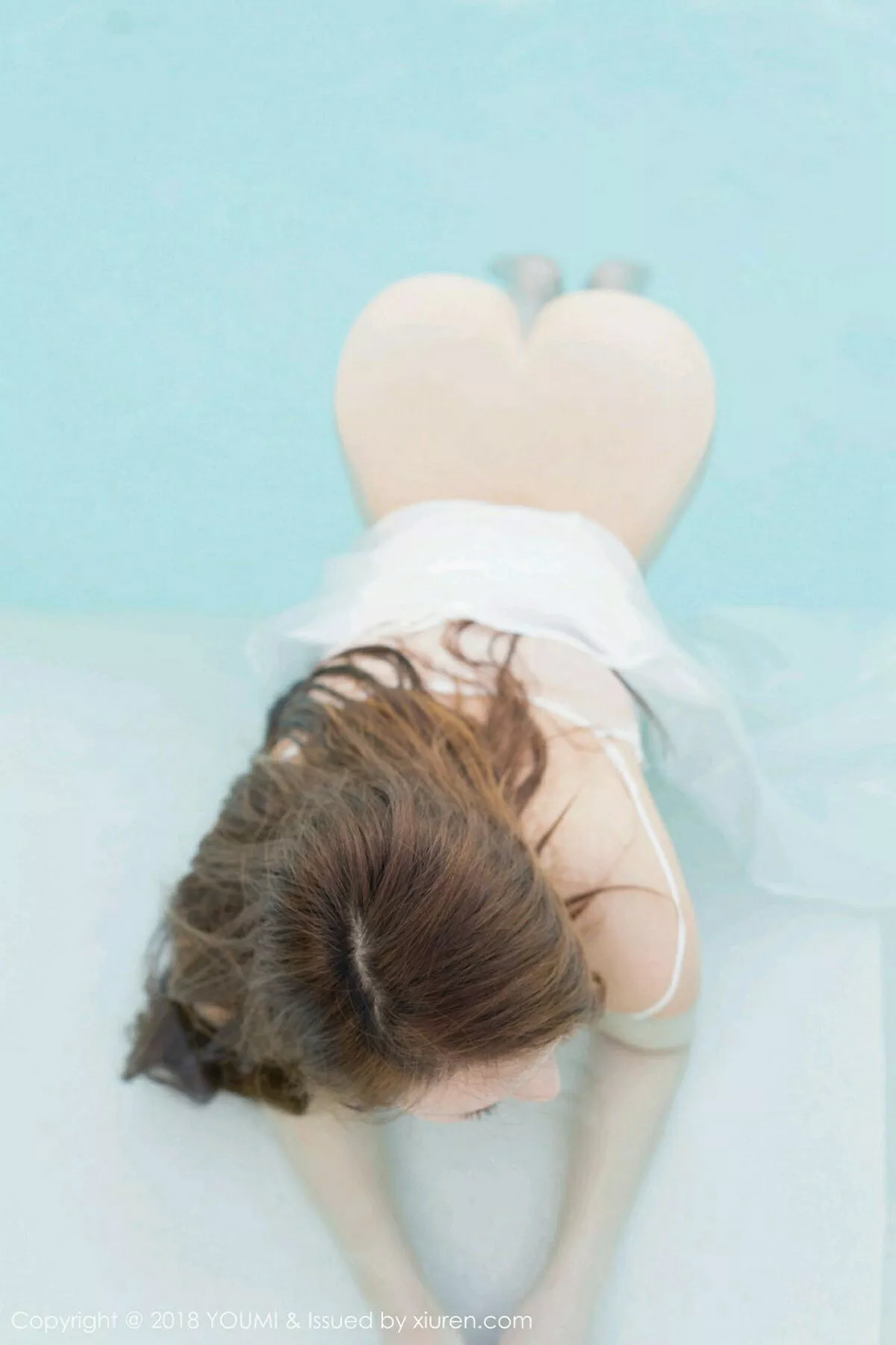 秀人集.com_[YouMi尤蜜荟]Vol.148_嫩模Egg-尤妮丝苏梅岛旅拍泳池真空薄纱秀豪乳湿身诱惑写真44P