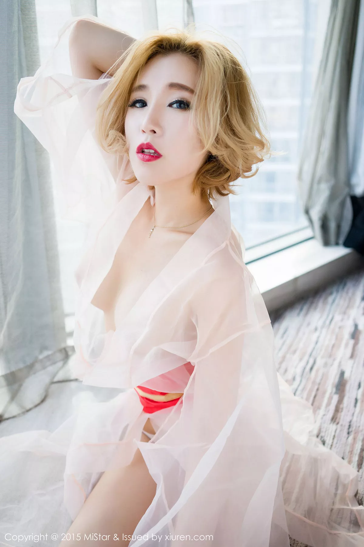 秀人集.com_[MiStar魅妍社]Vol.044_嫩模赵欢颜Jessica吊带黑丝薄纱睡裙秀美乳翘臀写真50P