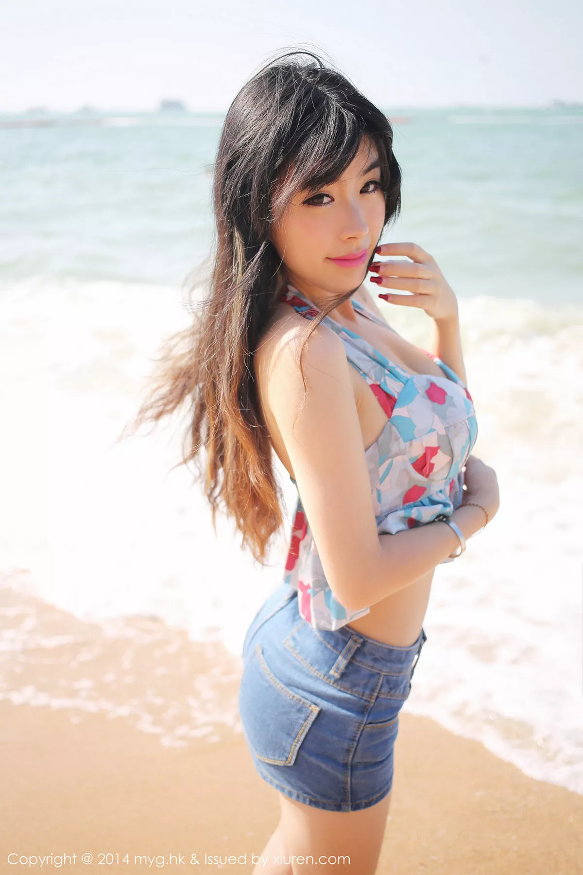 秀人集.com_[MyGirl美媛馆]Vol.088_嫩模刘雪妮Verna芭提雅旅拍透视薄纱裙系列性感写真56P