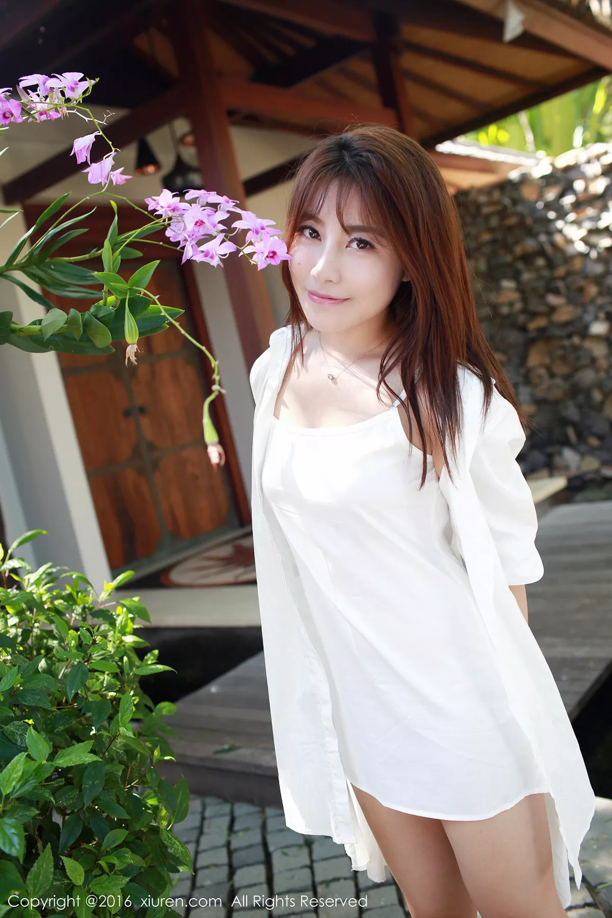 秀人集.com_[XiuRen秀人网]No.562_嫩模许诺Sabrina巴厘岛旅拍邻家女孩清纯花色连身短裙写真53P