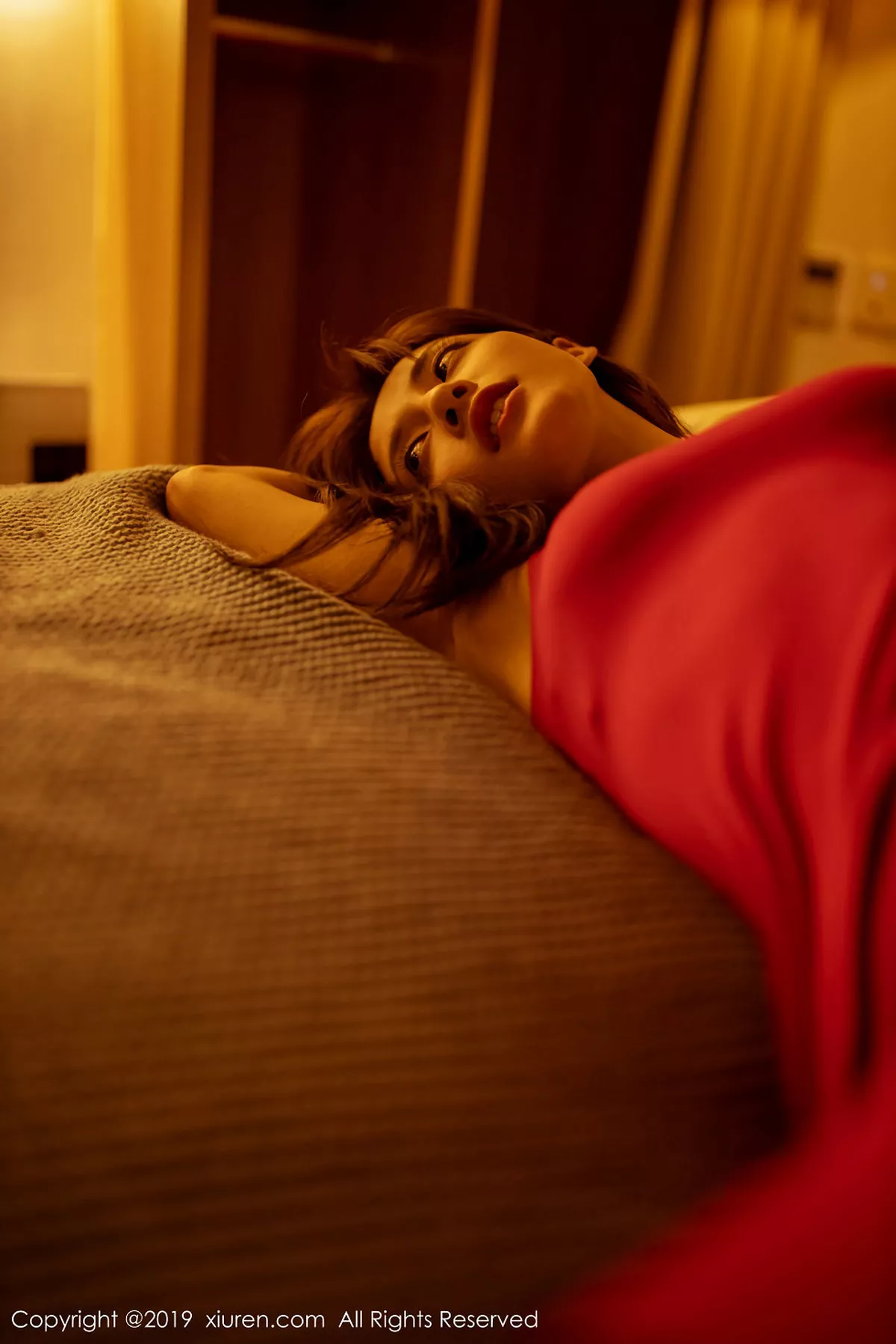 秀人集.com_[XiuRen秀人网]No.1868_嫩模林文文yooki性感红色吊裙全脱露黑色内衣魅惑黑丝写真60P