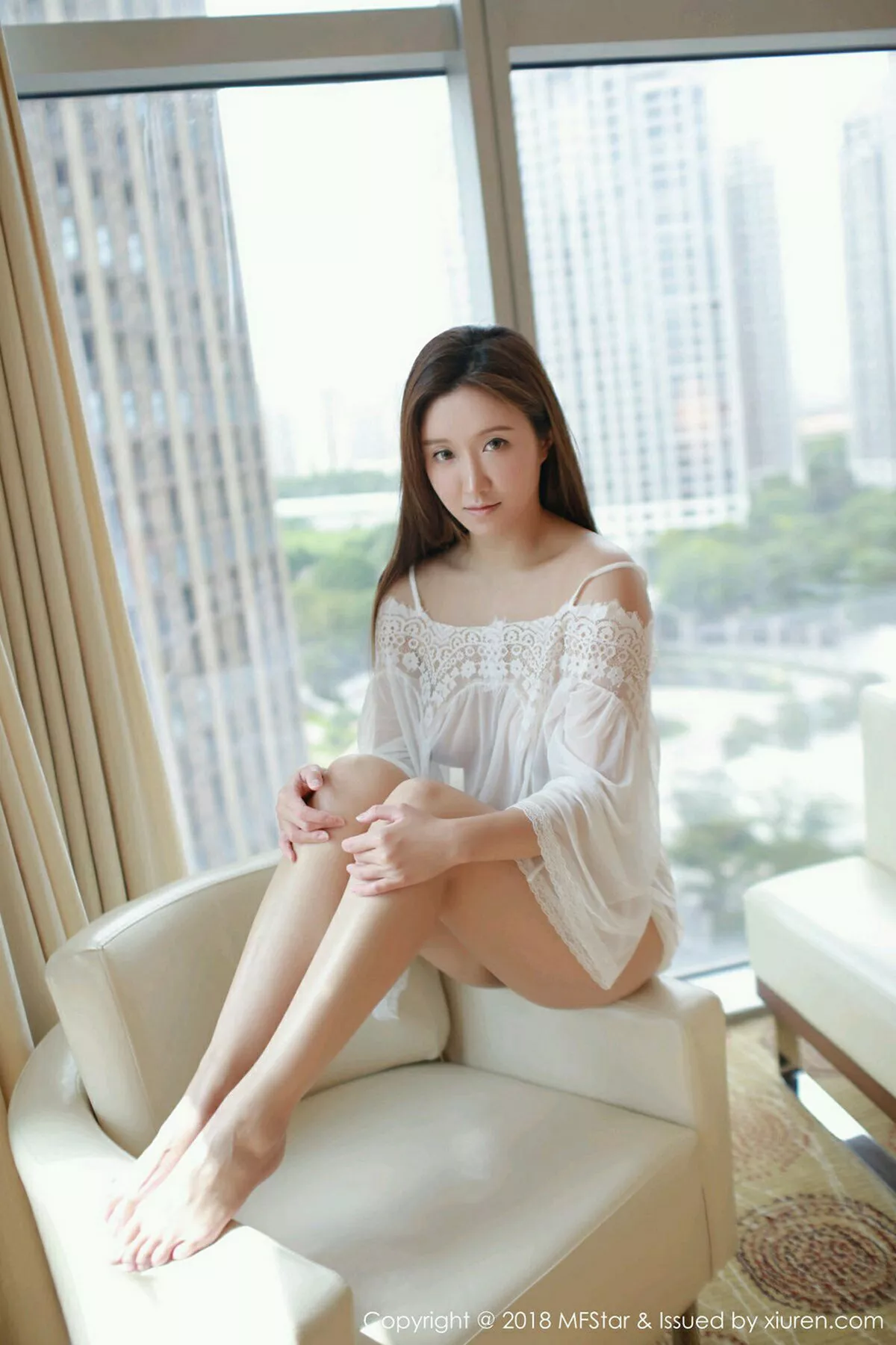 秀人集.com_[MFStar模范学院]Vol.166_运动达人Jennanni_Jen白色蕾丝薄纱睡衣透视诱惑写真33P