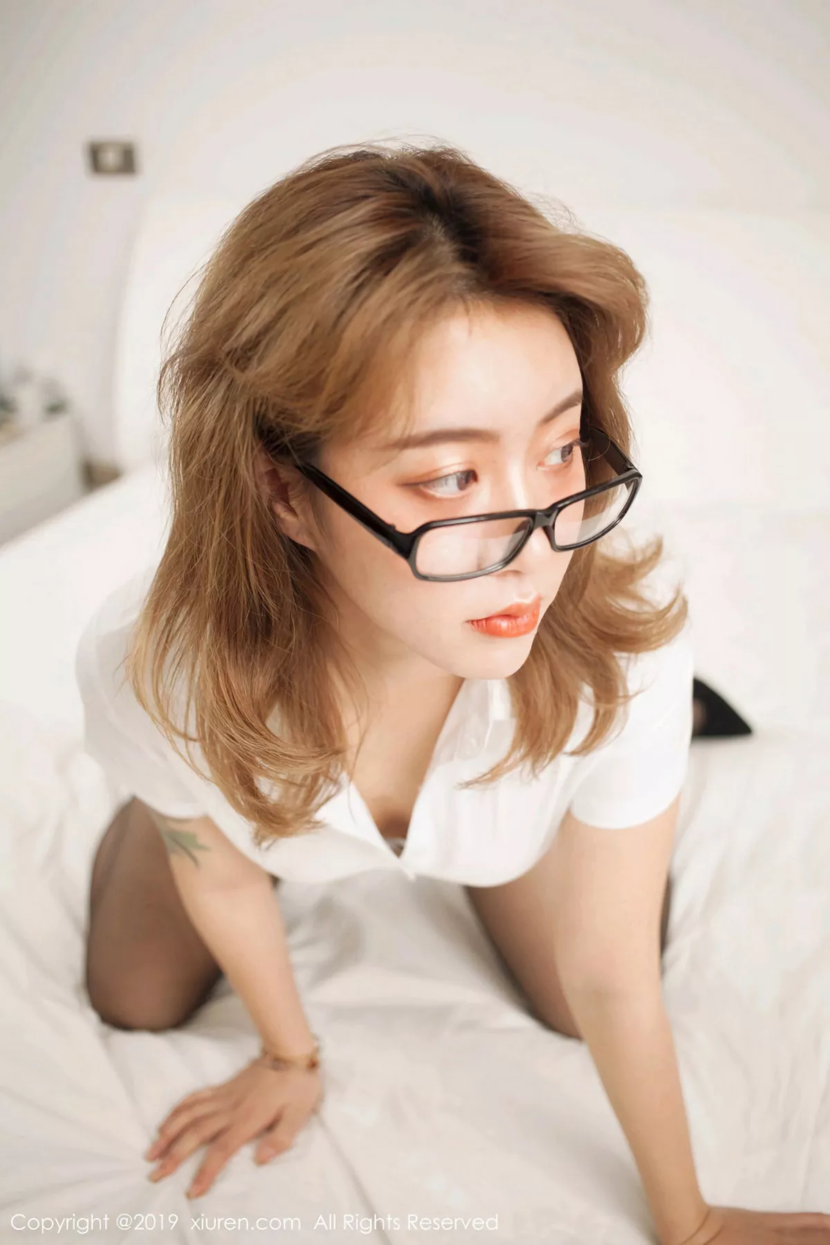 秀人集.com_[XiuRen秀人网]No.1300_嫩模糯米NM空姐制服无内黑丝裤袜秀完美身材惹火诱惑写真40P