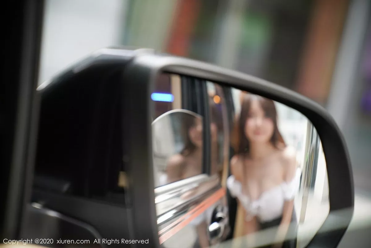 秀人集.com_[XiuRen秀人网]No.2408_女神糯美子Mini商务车车拍主题性感短裙秀火辣身材诱惑写真71P