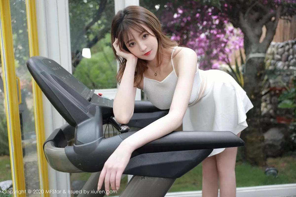 秀人集.com_[MFStar模范学院]Vol.364_嫩模yoo优优大理旅拍健身房白色短裙吊带妩媚诱惑写真56P