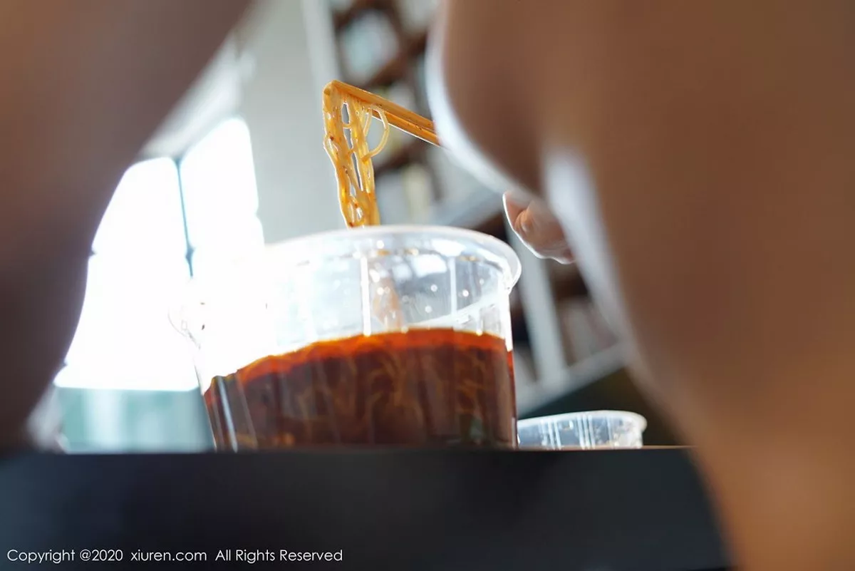 秀人集.com_[XiuRen秀人网]No.2676_嫩模仓井优香居家厨娘主题私房白色女仆装配丁字裤惹火诱惑写真37P