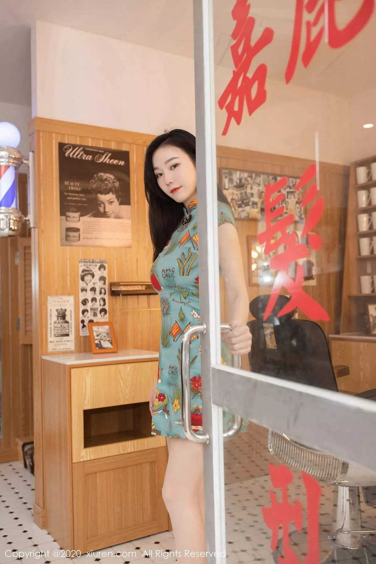 秀人集.com_[XiuRen秀人网]No.2963_嫩模安然Maleah新年发型屋主题怀旧港风旗袍半露豪乳诱惑写真65P