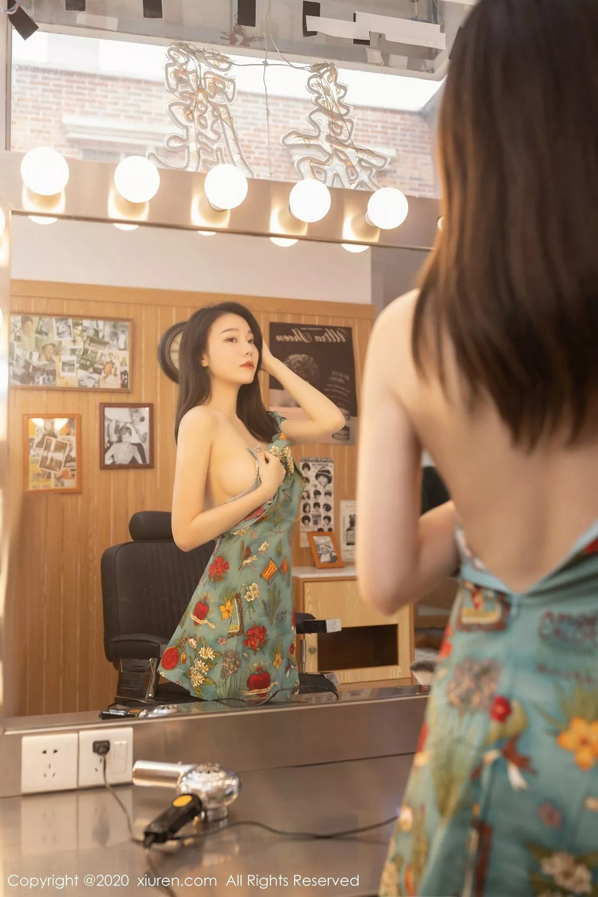 秀人集.com_[XiuRen秀人网]No.2963_嫩模安然Maleah新年发型屋主题怀旧港风旗袍半露豪乳诱惑写真65P