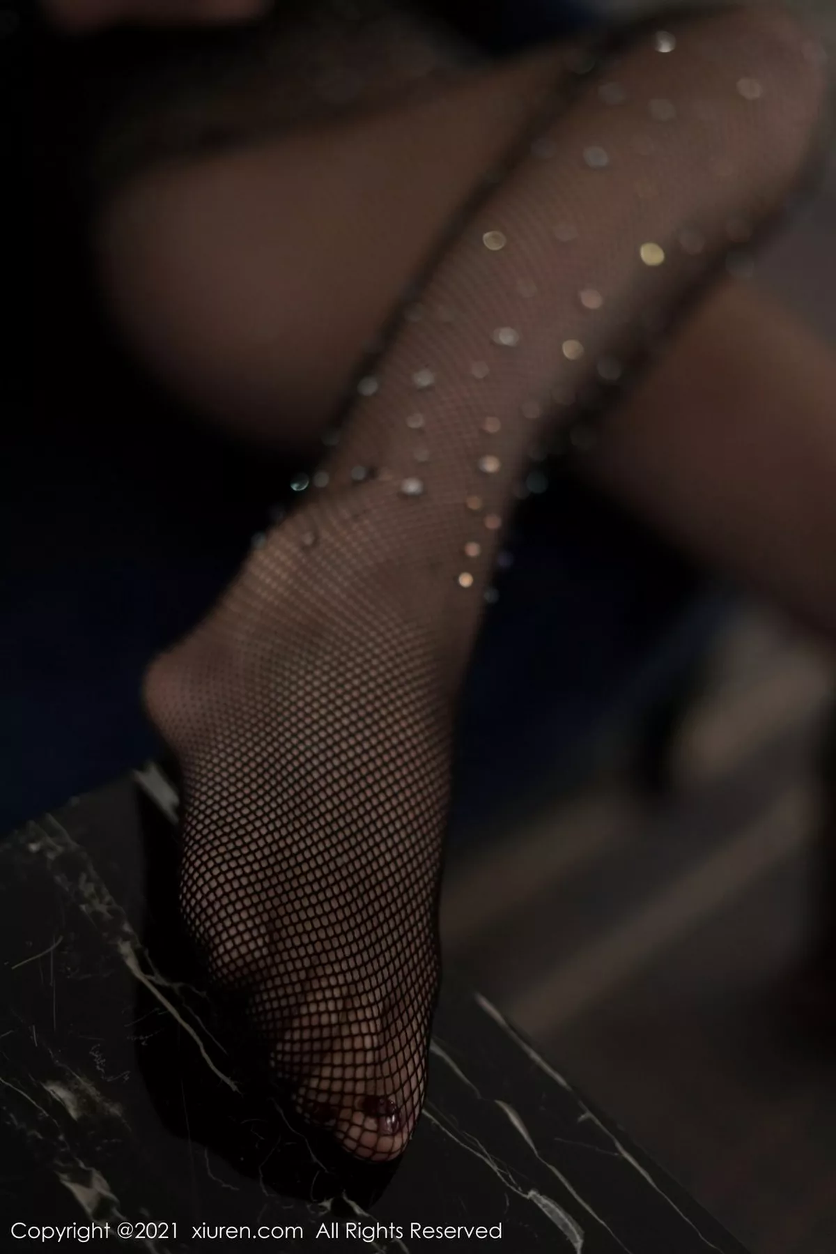 秀人集.com_[XiuRen秀人网]No.3028_嫩模美七Mia私房黑色连体网袜缕空秀火辣身材极致诱惑写真60P