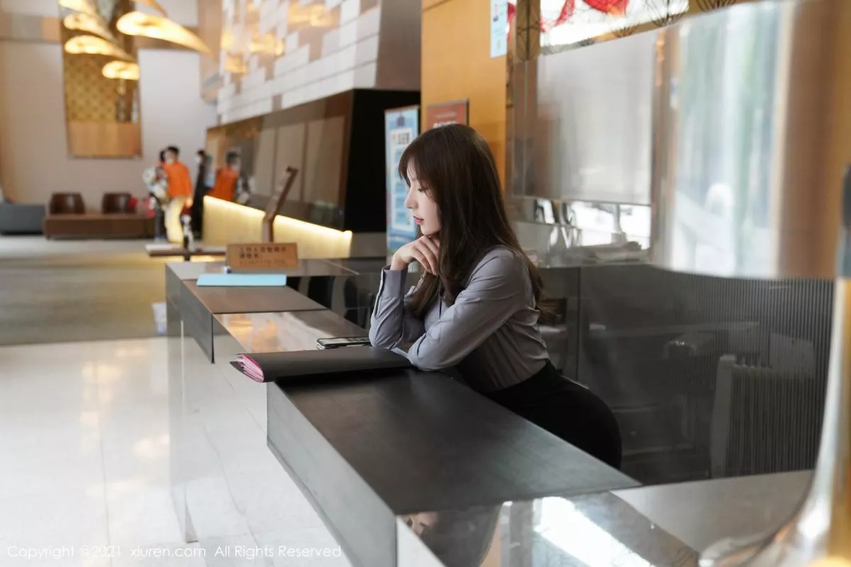 秀人集.com_[XiuRen秀人网]No.3187_嫩模周于希Sandy消防培训主题性感黑短裙下超薄黑丝裤袜魅惑写真50P