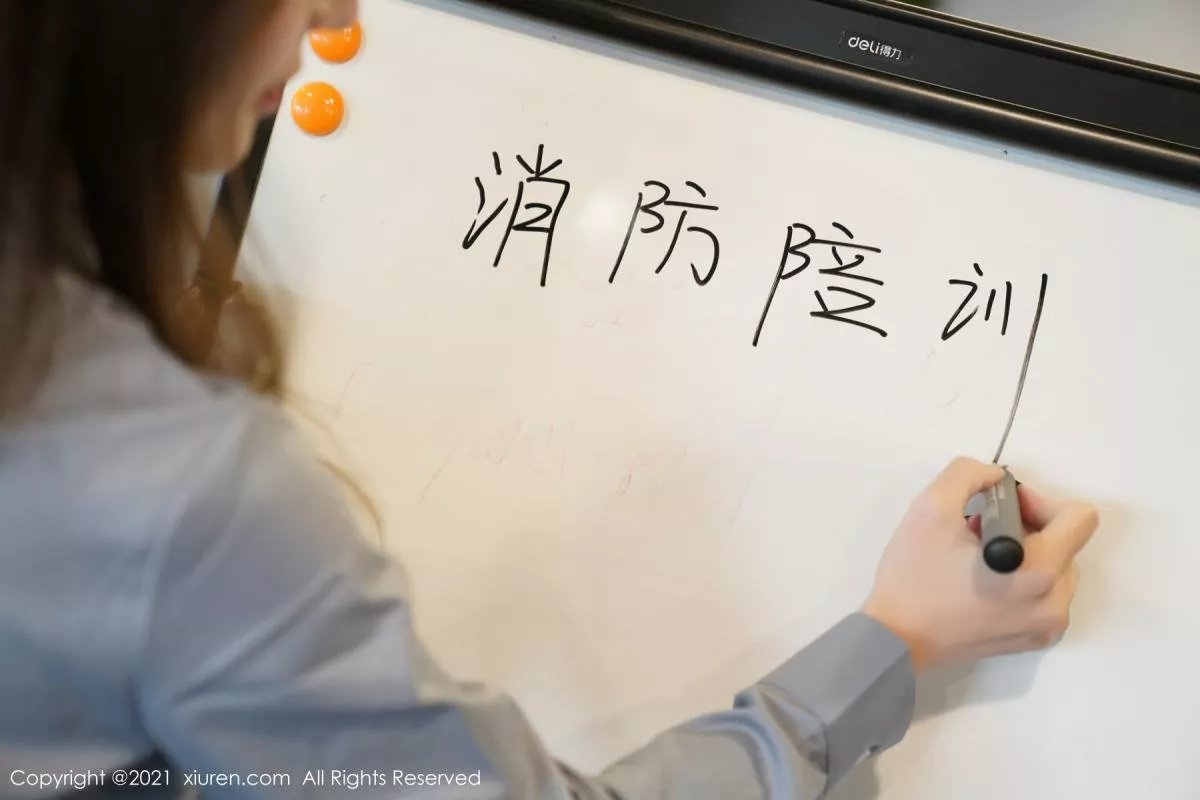 秀人集.com_[XiuRen秀人网]No.3187_嫩模周于希Sandy消防培训主题性感黑短裙下超薄黑丝裤袜魅惑写真50P