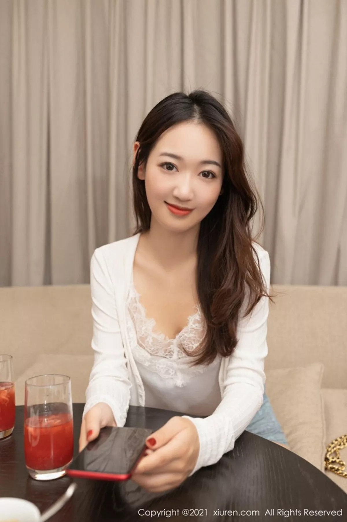 秀人集.com_[XiuRen秀人网]No.3115_嫩模唐安琪与闺蜜下午茶主题超薄肉丝裤袜秀美腿典雅迷人写真68P