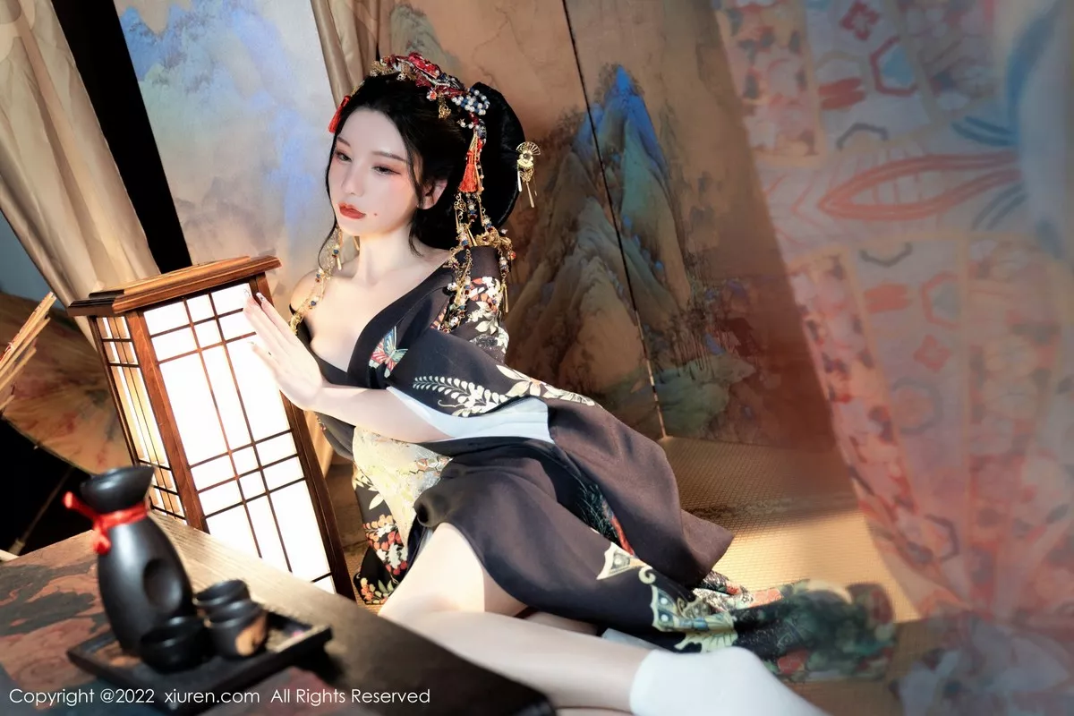 秀人集.com_[XiuRen秀人网]No.5537_女神周于希Sally宽衣解带主题日系风脱和服露翘臀美腿诱惑写真80P