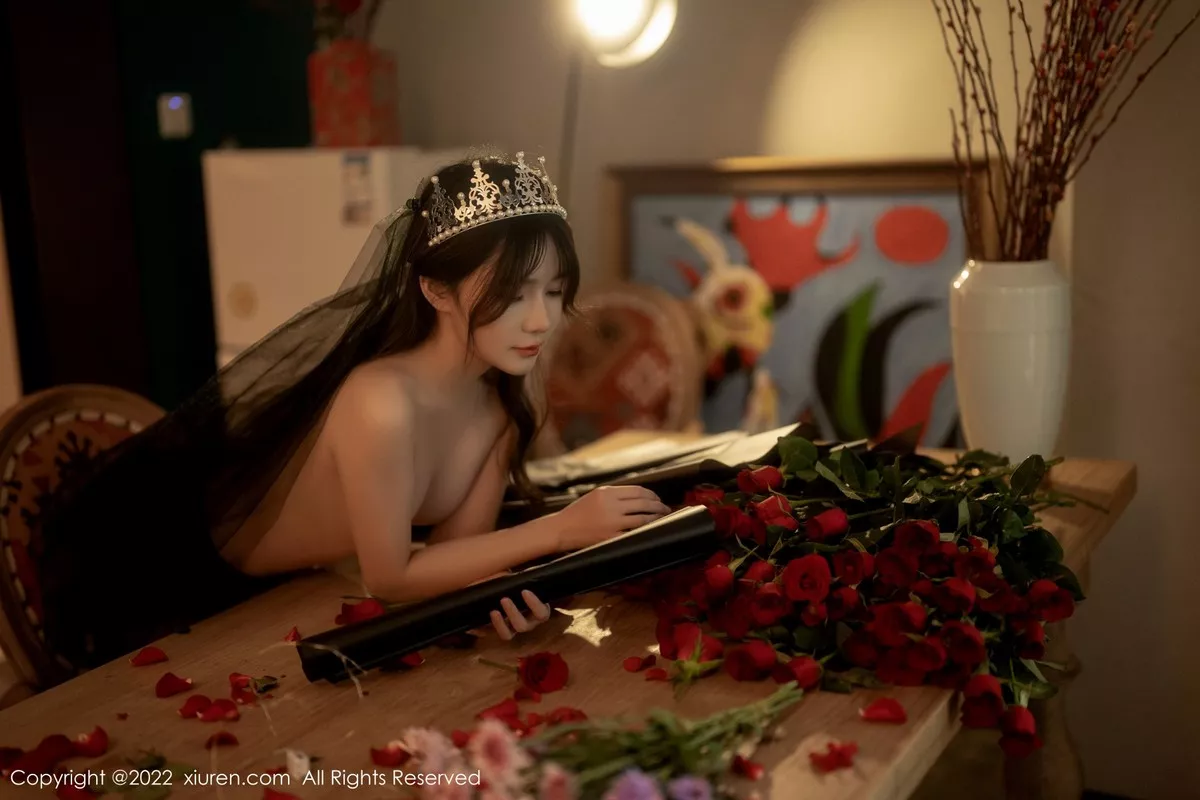 秀人集.com_[XiuRen秀人网]No.5552_模特婠婠么私房性感黑色露肩连衣裙配超薄黑丝秀曼妙身材写真74P