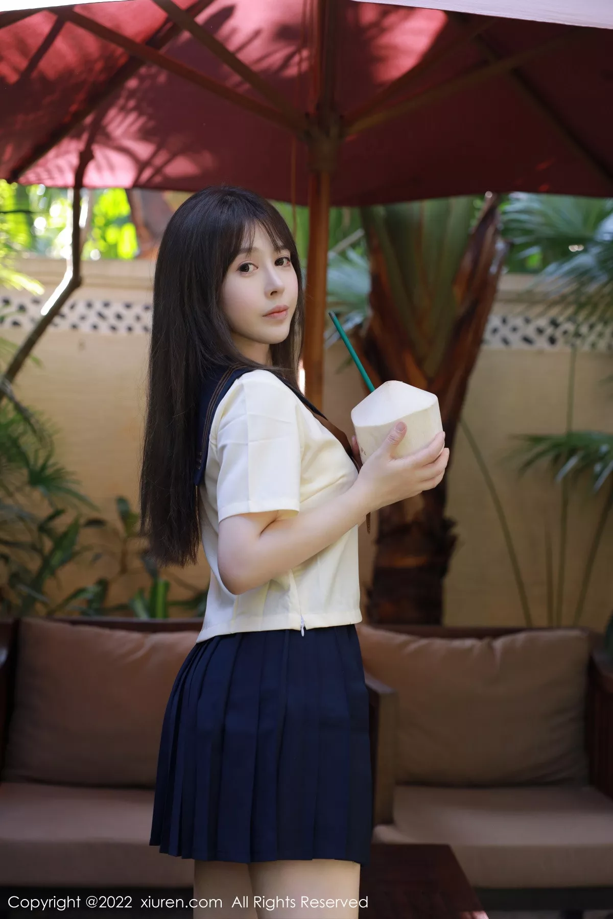 秀人集.com_[XiuRen秀人网]No.6021_女神Evelyn艾莉南京旅拍户外性感白色水手服秀完美身材诱惑写真66P