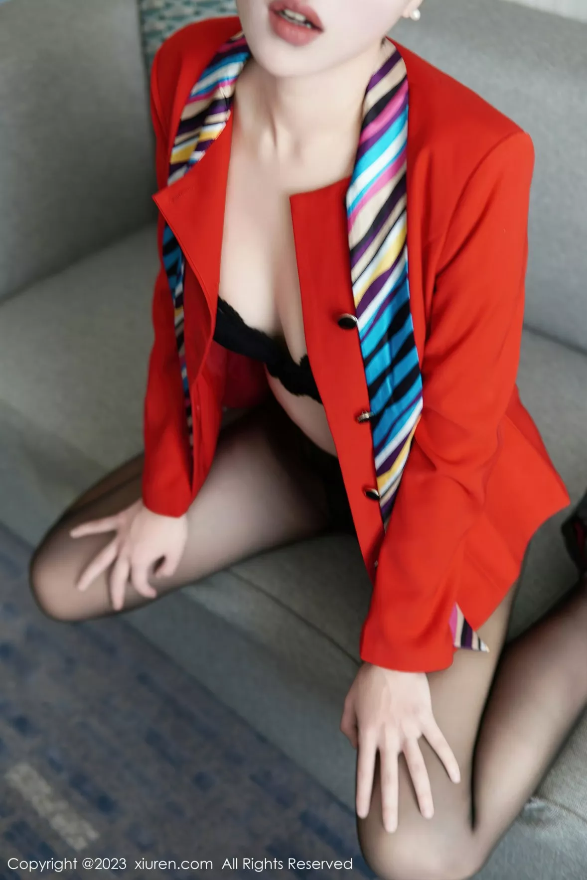 秀人集.com_[XiuRen秀人网]No.6088_模特米娜MnaL私房脱性感空姐制服露黑色蕾丝内衣撩人诱惑写真72P