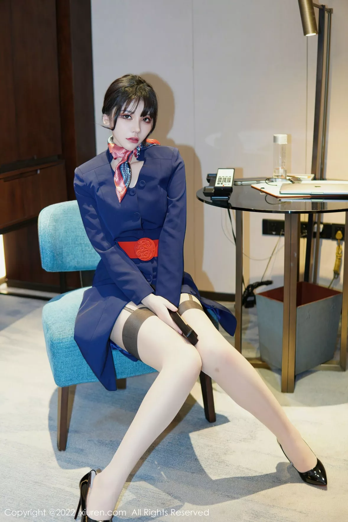 秀人集.com_[XiuRen秀人网]No.6048_模特桃桃子_脱深蓝空姐制服露红色蕾丝内衣秀曼妙身姿诱惑写真82P