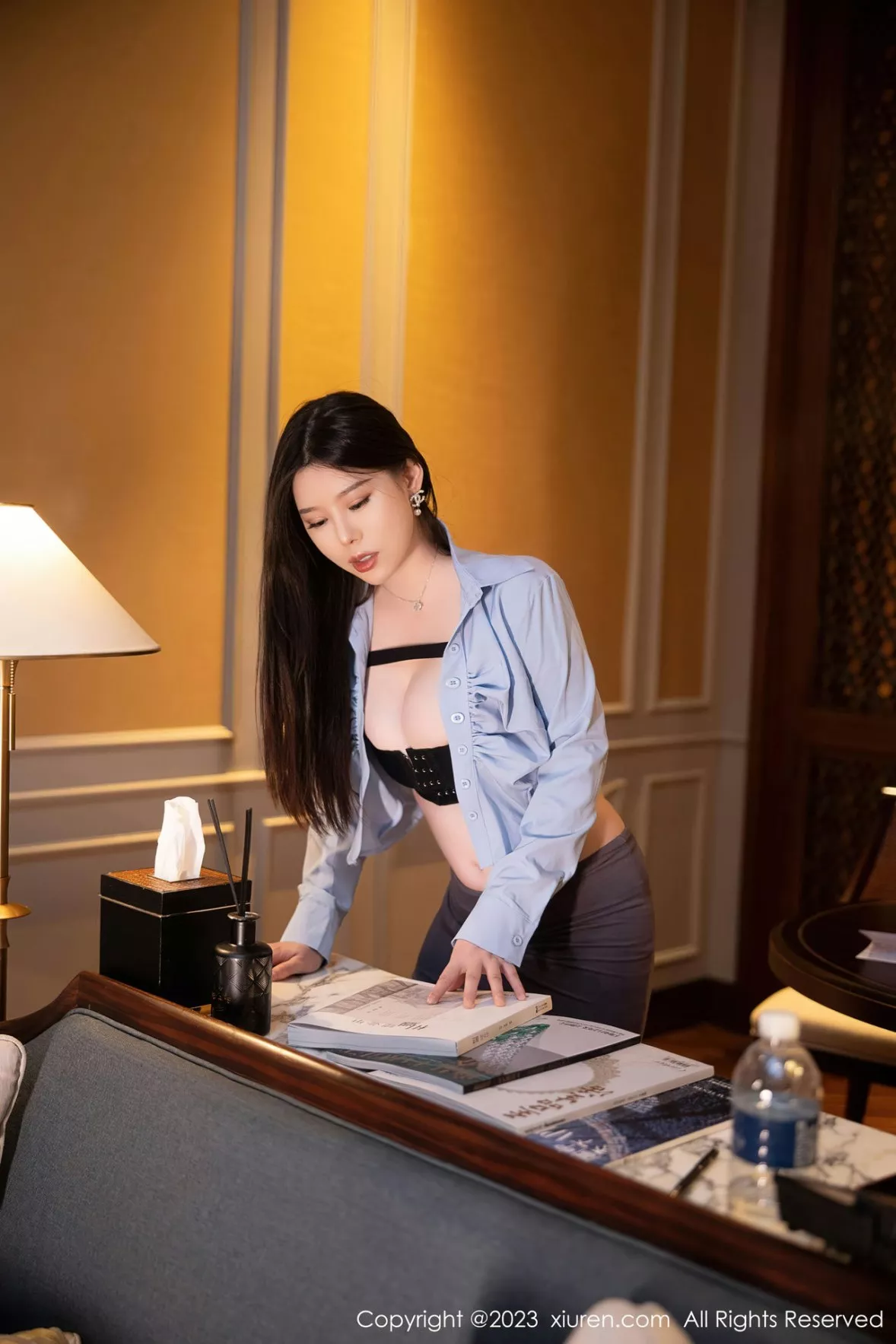 秀人集.com_[XiuRen秀人网]No.6196_模特白茹雪性感浅蓝色上衣配灰色短裙露黑色内衣迷人诱惑写真66P