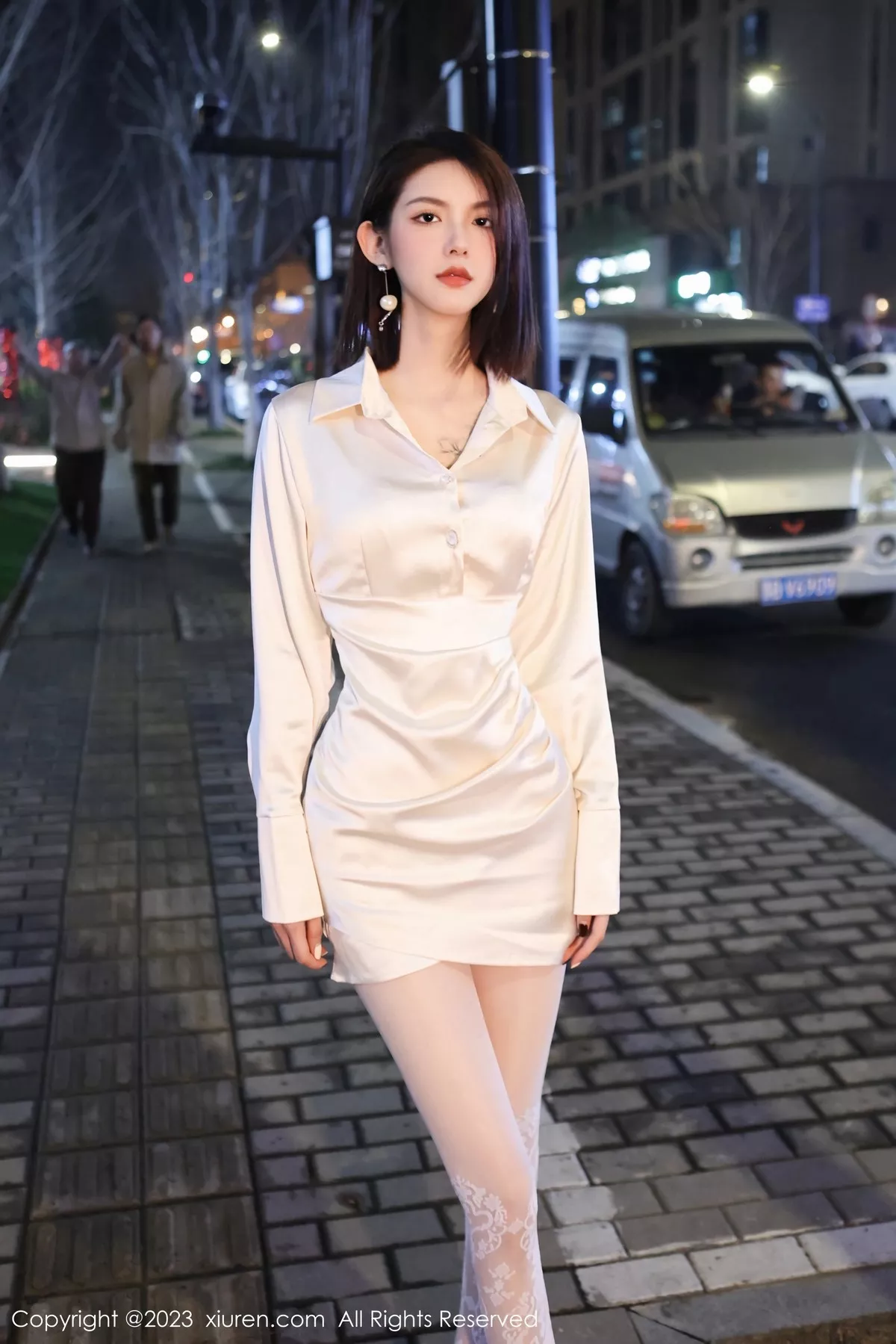 秀人集.com_[XiuRen秀人网]No.6393_模特乔一一脱性感米色连衣短裙露白色内衣秀曼妙身姿诱惑写真92P