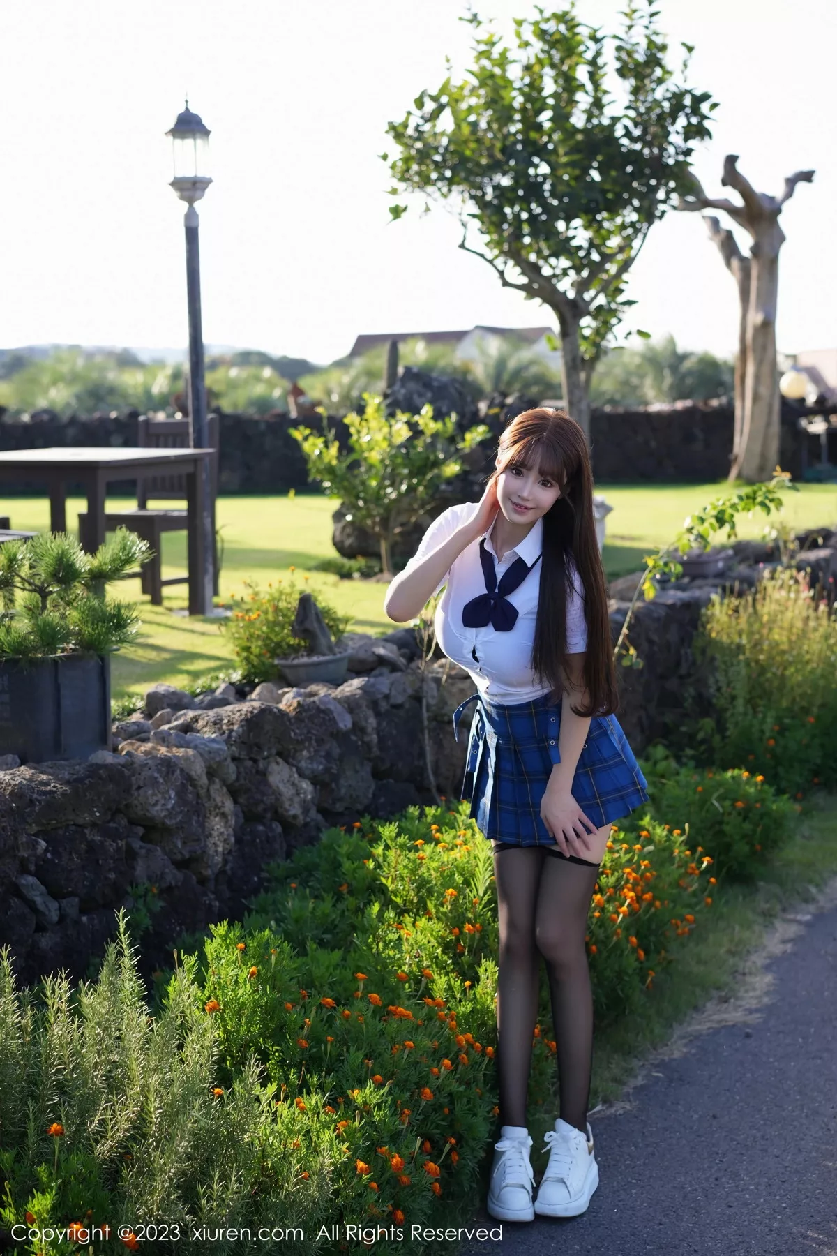 秀人集.com_[XiuRen秀人网]No.7458_女神朱可儿Flora半脱露黑色薄纱高叉连体衣配黑丝袜惹火诱惑写真70P