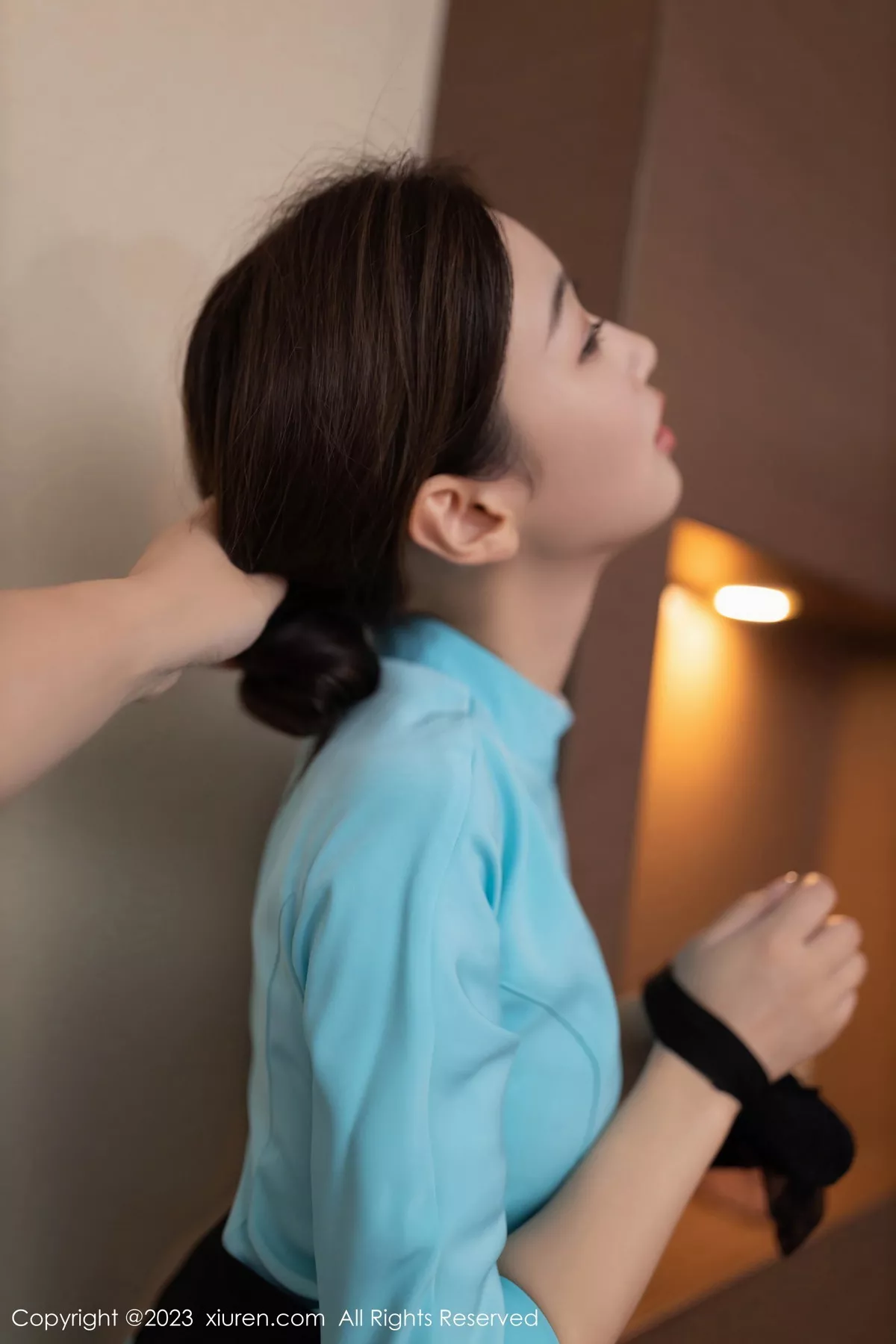 秀人集.com_[XiuRen秀人网]No.7516_模特唐安琪蓝色空姐制服露白色蕾丝内衣配超薄黑丝完美诱惑写真80P