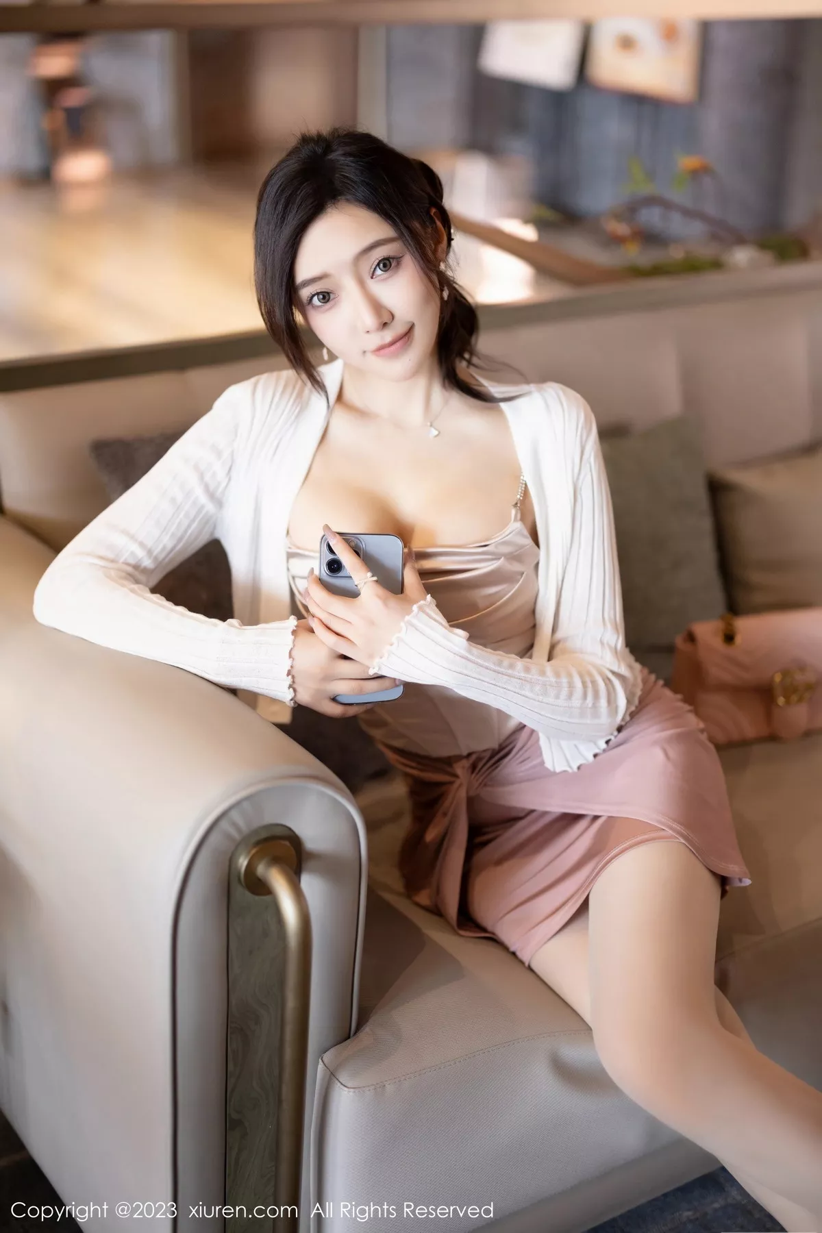 秀人集.com_[XiuRen秀人网]No.7640_女神王馨瑶yanni粉色连衣短裙+黑色情趣服秀完美身材诱惑写真88P