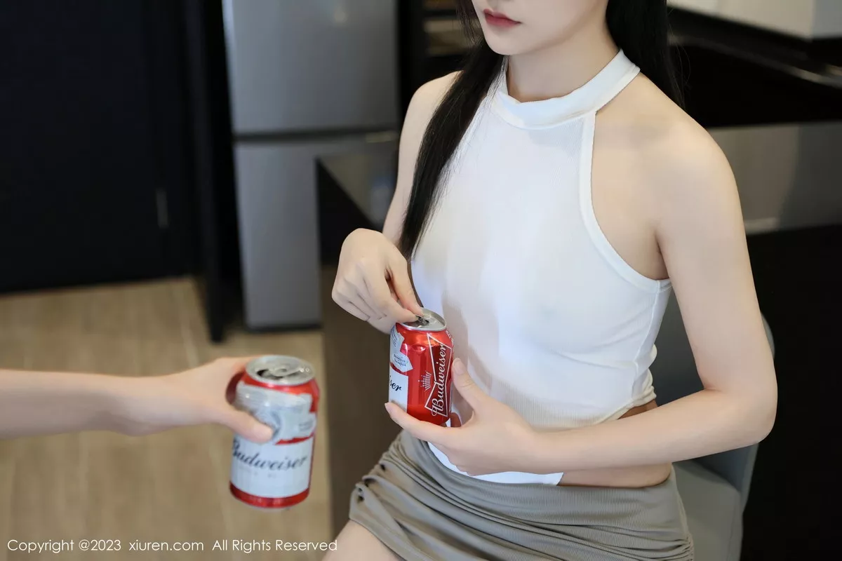 秀人集.com_[XiuRen秀人网]No.7663_新人模特大橘BBKira性感白色高叉连体衣配白丝袜完美诱惑写真78P