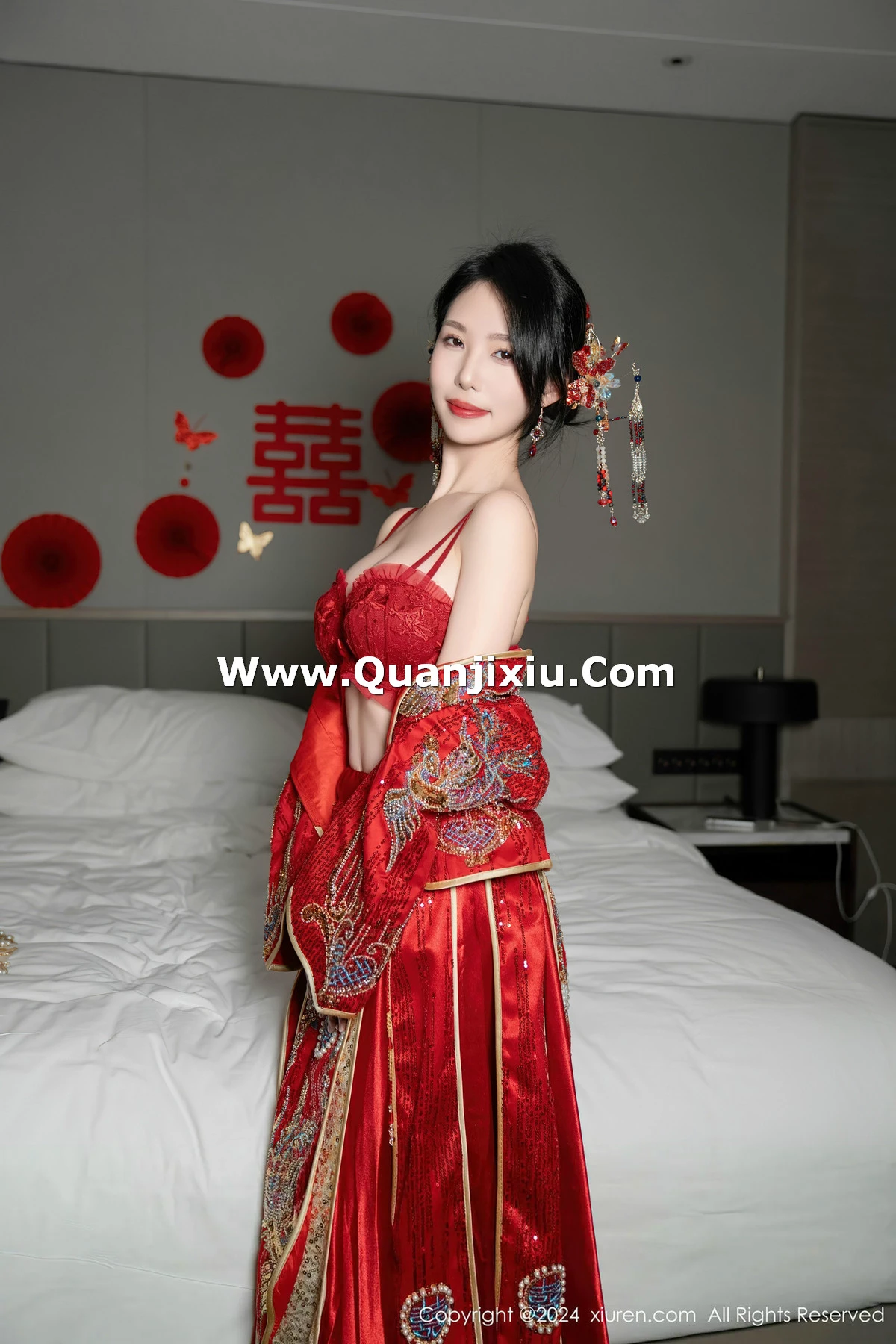 秀人集.com_[XiuRen秀人网]No.8376_模特利世性感红色新娘妆露红色内衣配超薄闪亮肉丝完美诱惑写真95P