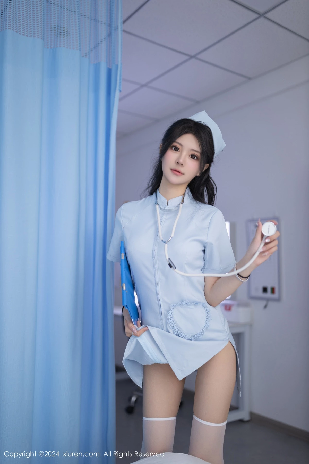 秀人集.com_[XiuRen秀人网]No.8389_模特幼幼性感浅蓝色护士装露白色蕾丝内衣秀完美身材诱惑写真79P