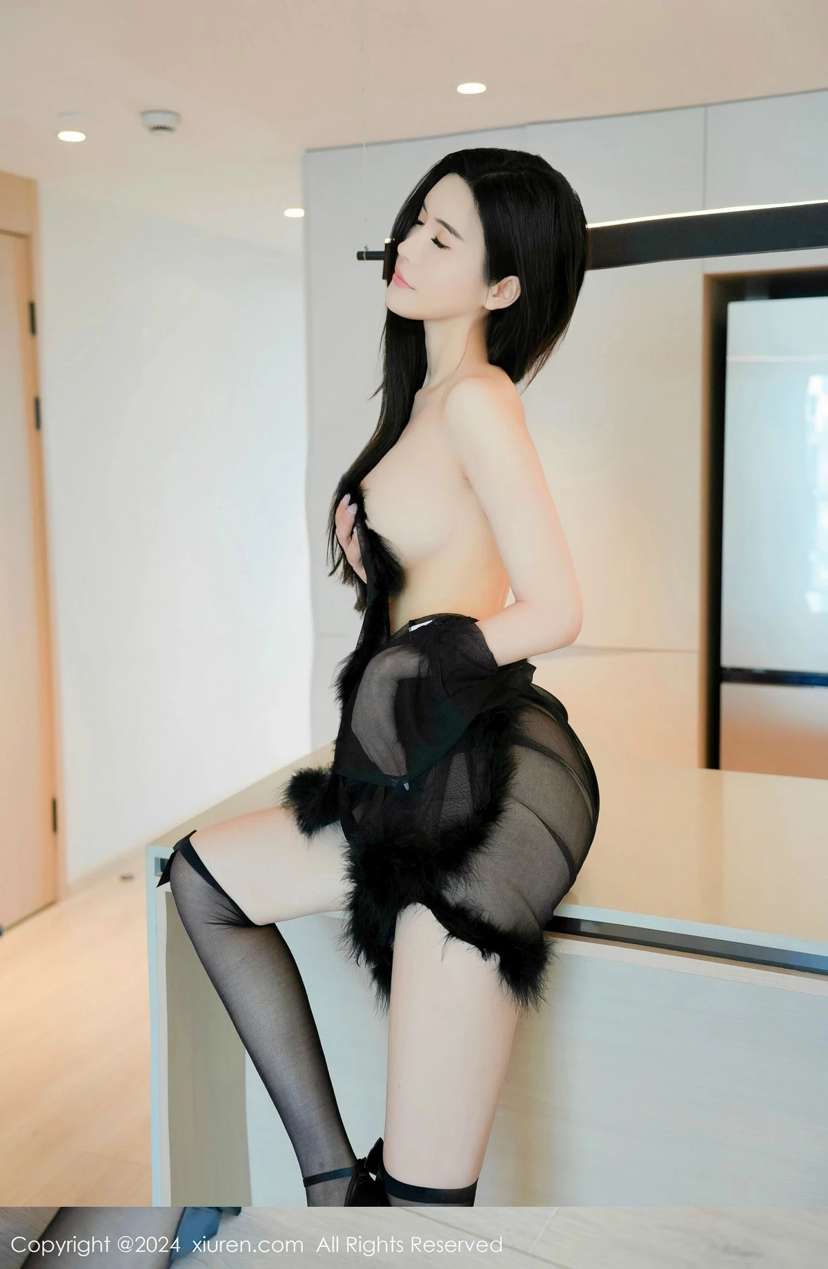 秀人集.com_[XiuRen秀人网]No.8594_模特晚苏susu性感黑色情趣服饰配黑丝袜秀翘臀美腿惹火诱惑写真80P