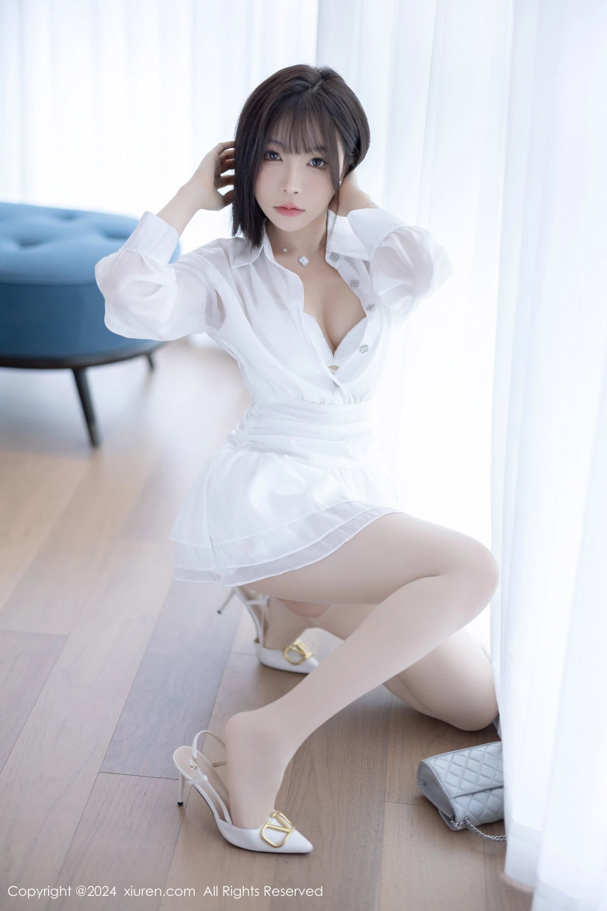 秀人集.com_[XiuRen秀人网]No.9020_女神徐莉芝Booty性感白色连衣短裙配开档白丝秀完美身材诱惑写真94P