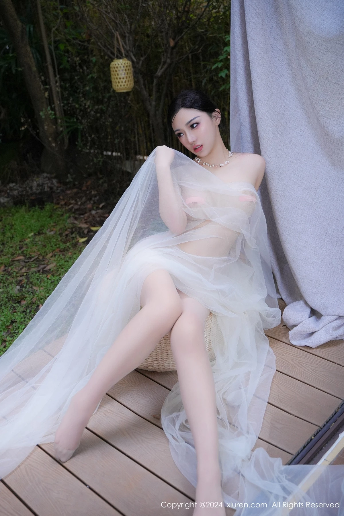 秀人集.com_[XiuRen秀人网]No.9105_模特妙可可Cheese户外场景性感半透白纱秀惹火身材撩人诱惑写真84P