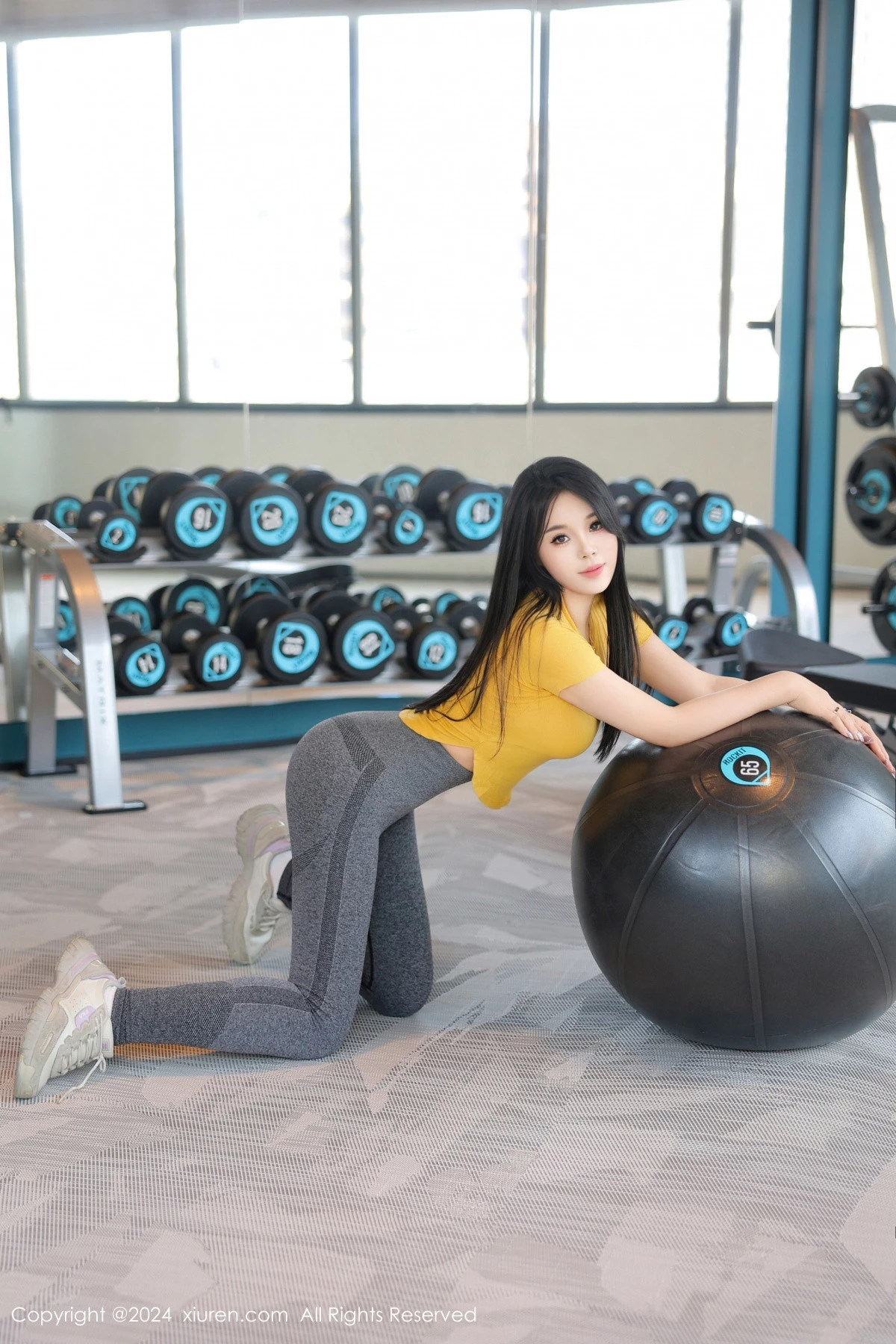 秀人集.com_[XiuRen秀人网]No.9117_模特麦田健身房性感黄T配灰色瑜伽裤紧身秀曼妙身姿诱惑写真88P