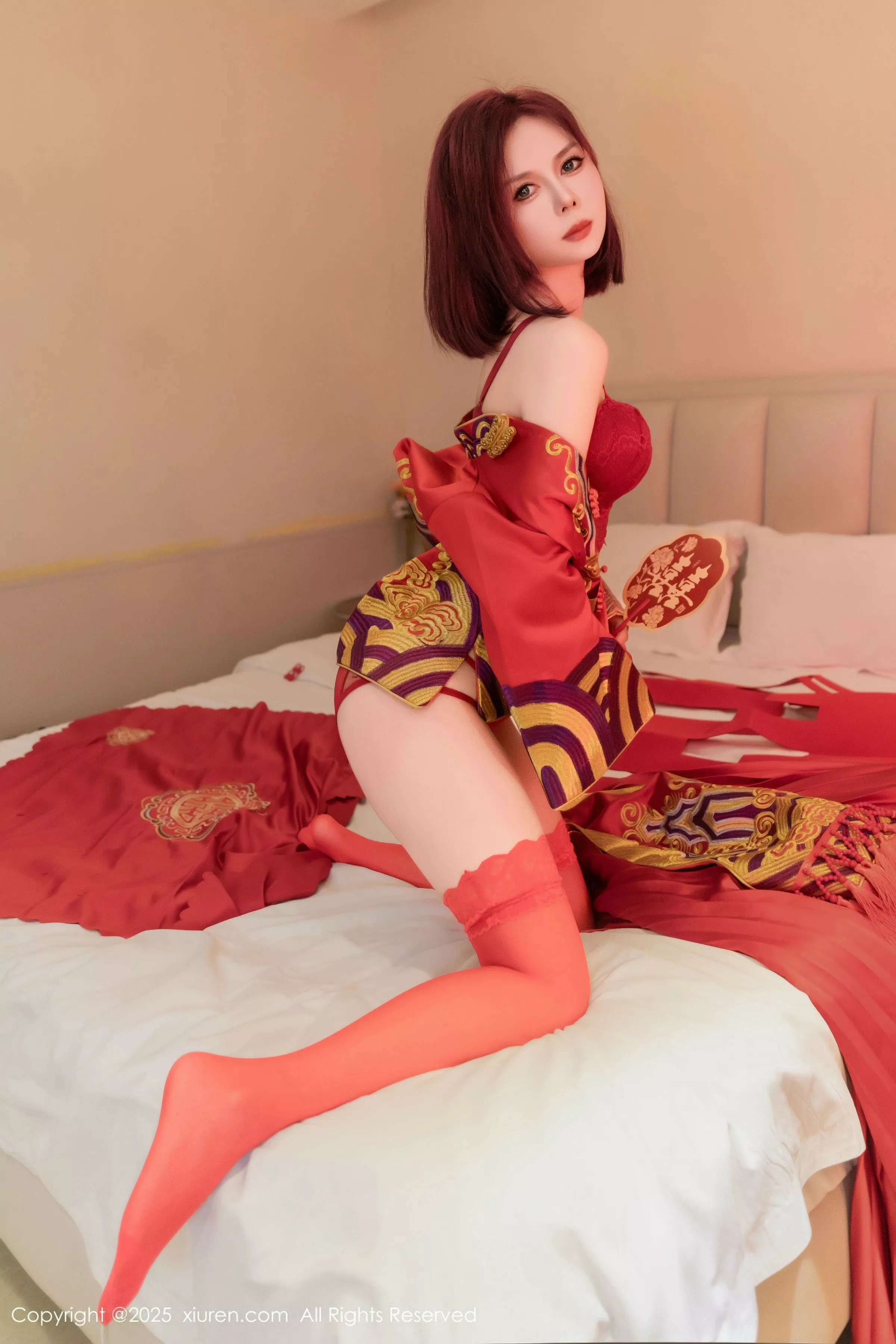 秀人集.com_[XiuRen秀人网]No.9995_模特白芷yy新婚主题性感红色蕾丝内衣配红丝袜秀曼妙身姿诱惑写真90P