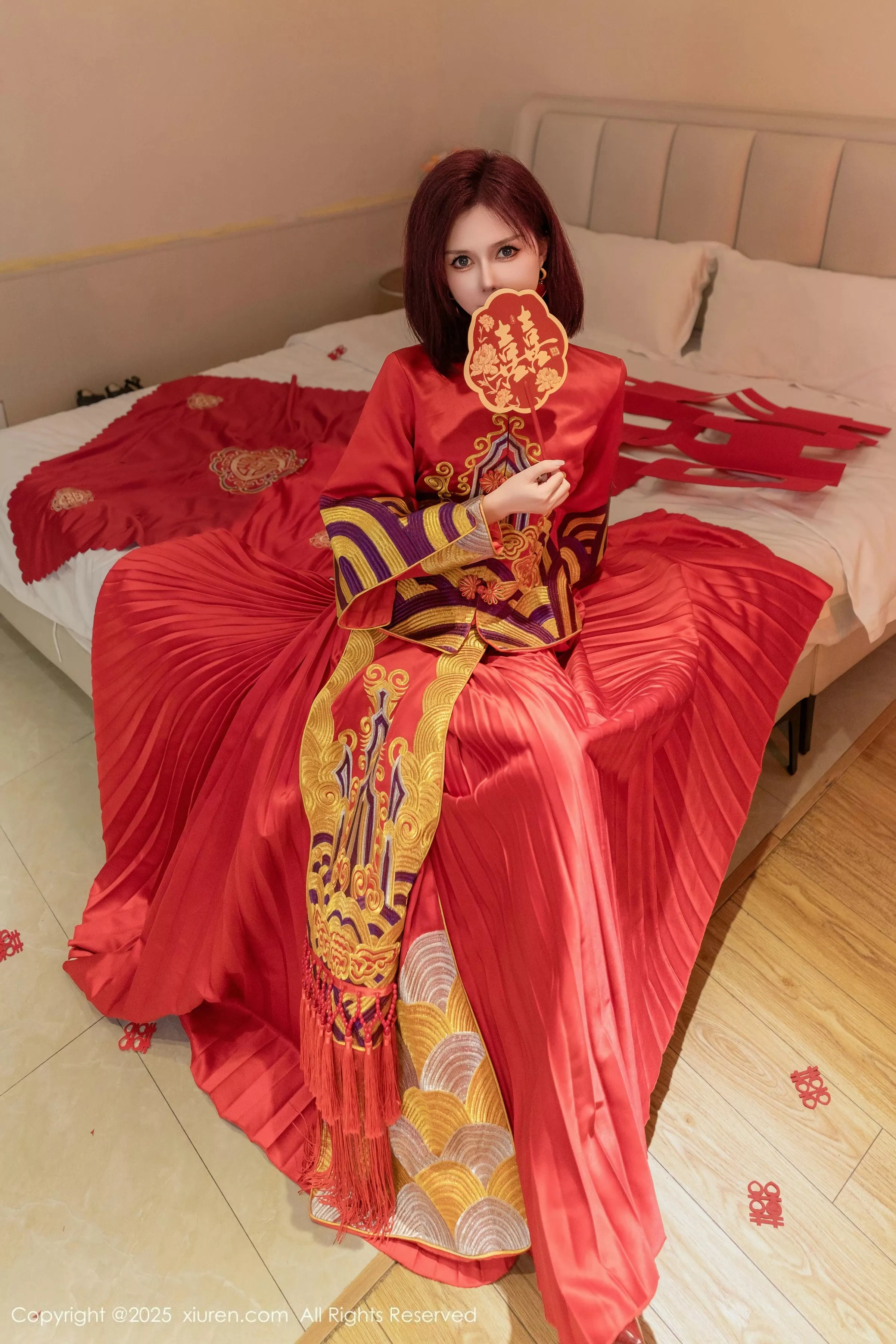 秀人集.com_[XiuRen秀人网]No.9995_模特白芷yy新婚主题性感红色蕾丝内衣配红丝袜秀曼妙身姿诱惑写真90P