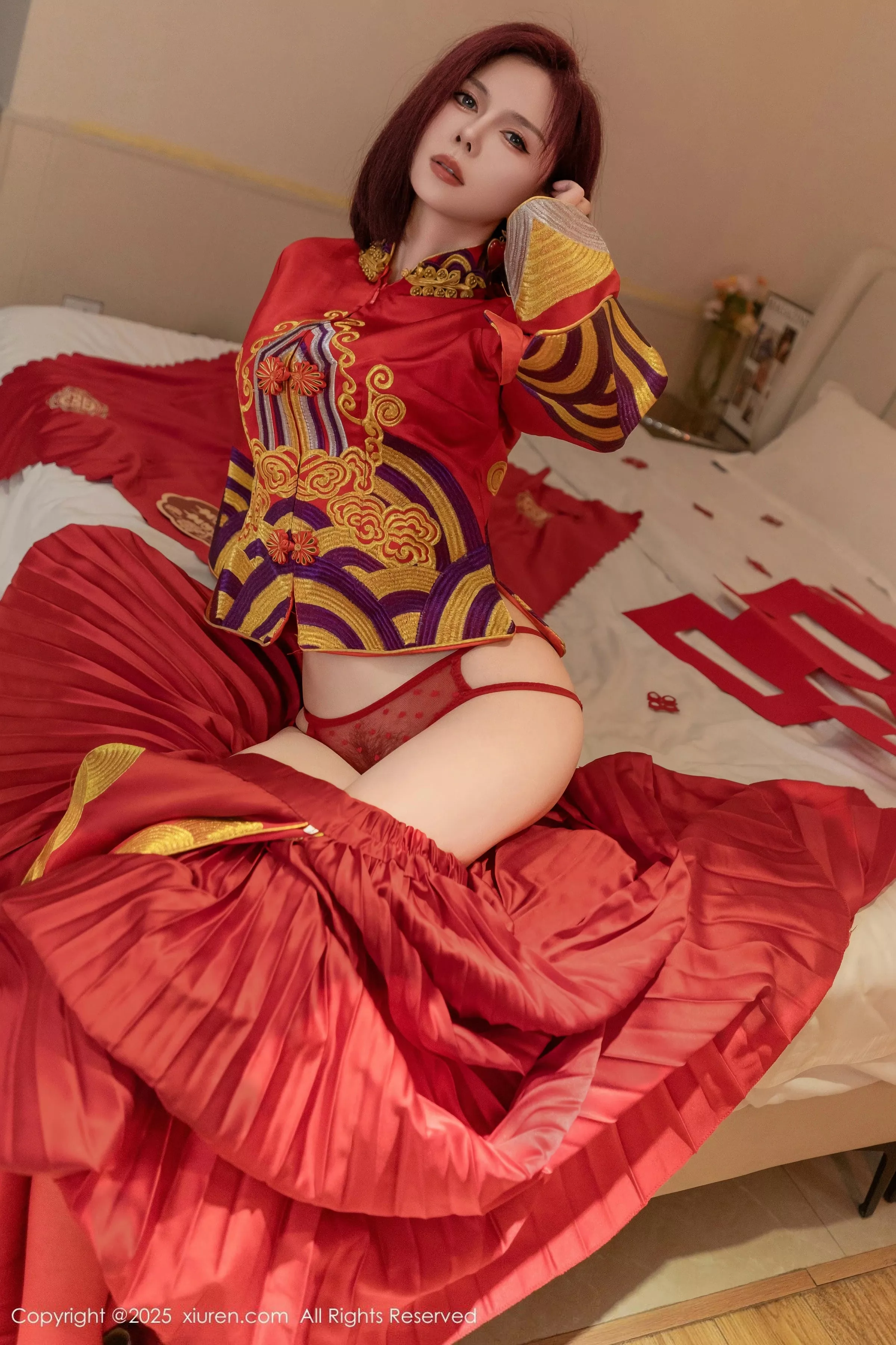 秀人集.com_[XiuRen秀人网]No.9995_模特白芷yy新婚主题性感红色蕾丝内衣配红丝袜秀曼妙身姿诱惑写真90P