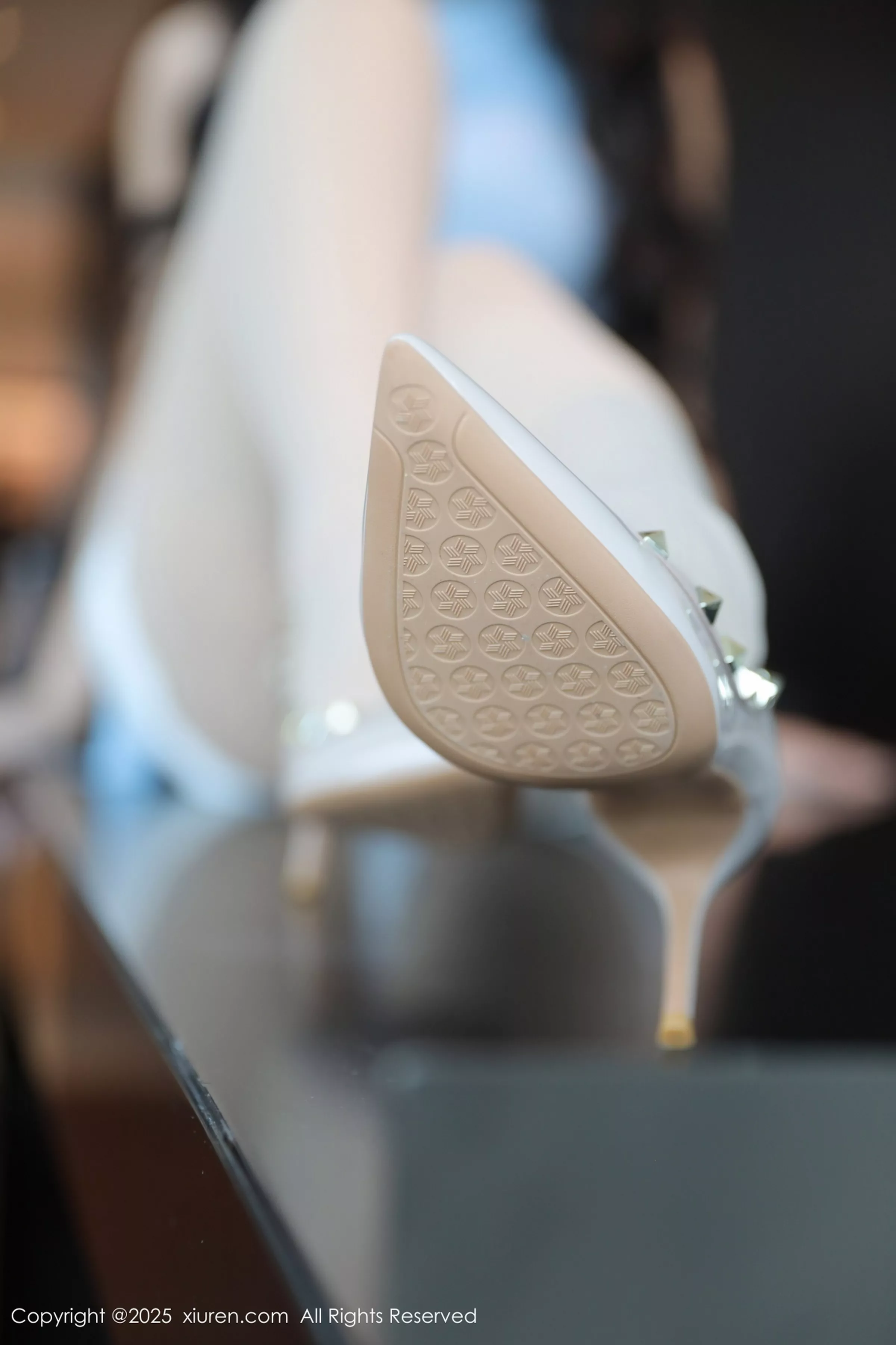 秀人集.com_[XiuRen秀人网]No.10165_模特希雅sia性感紫色蕾丝内衣配超薄丝袜秀丰腴身材完美诱惑写真79P