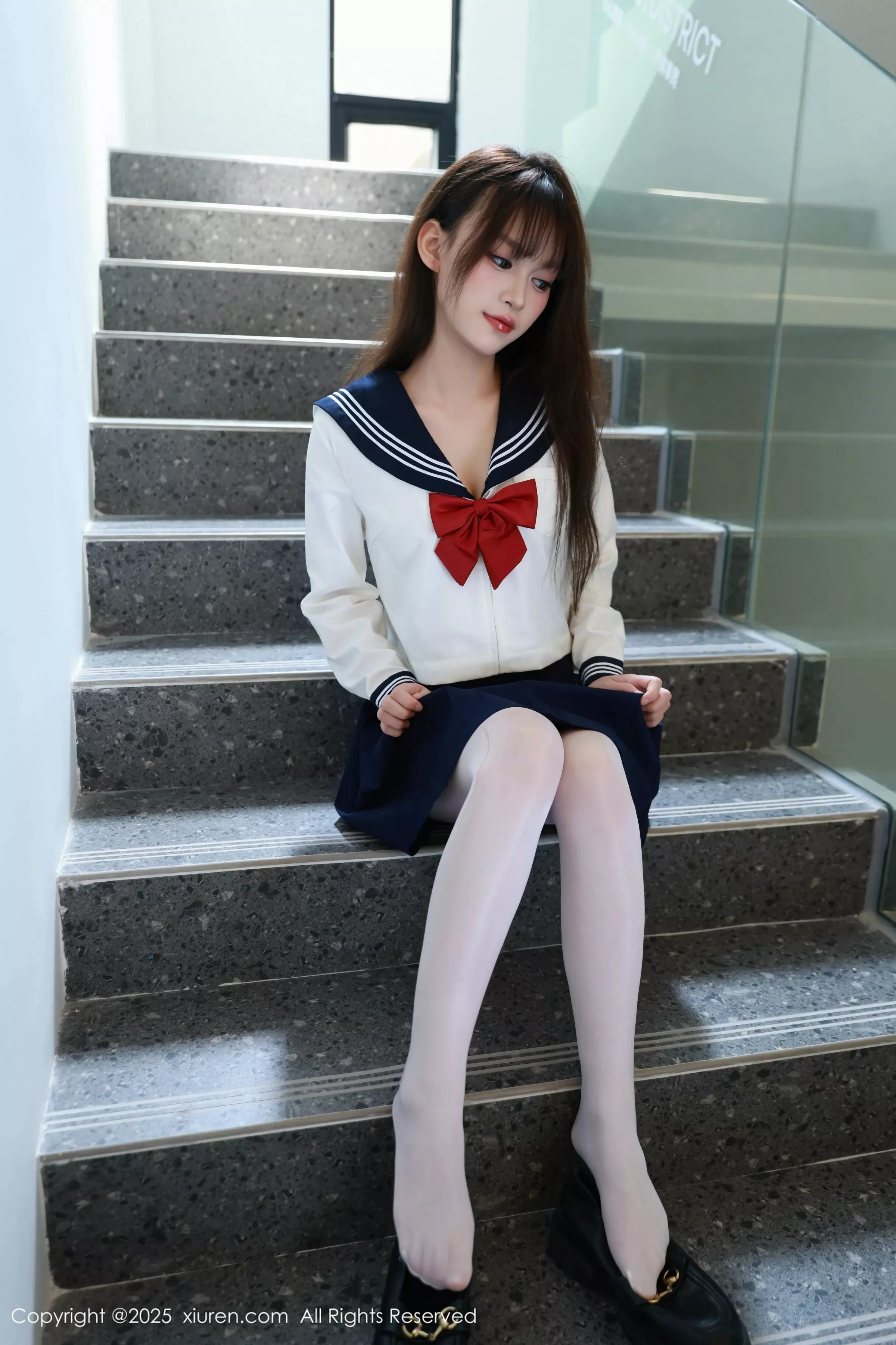 秀人集.com_[XiuRen秀人网]No.10458_新人模特糯咪性感JK制服配超薄白丝袜秀曼妙身姿撩人诱惑写真88P