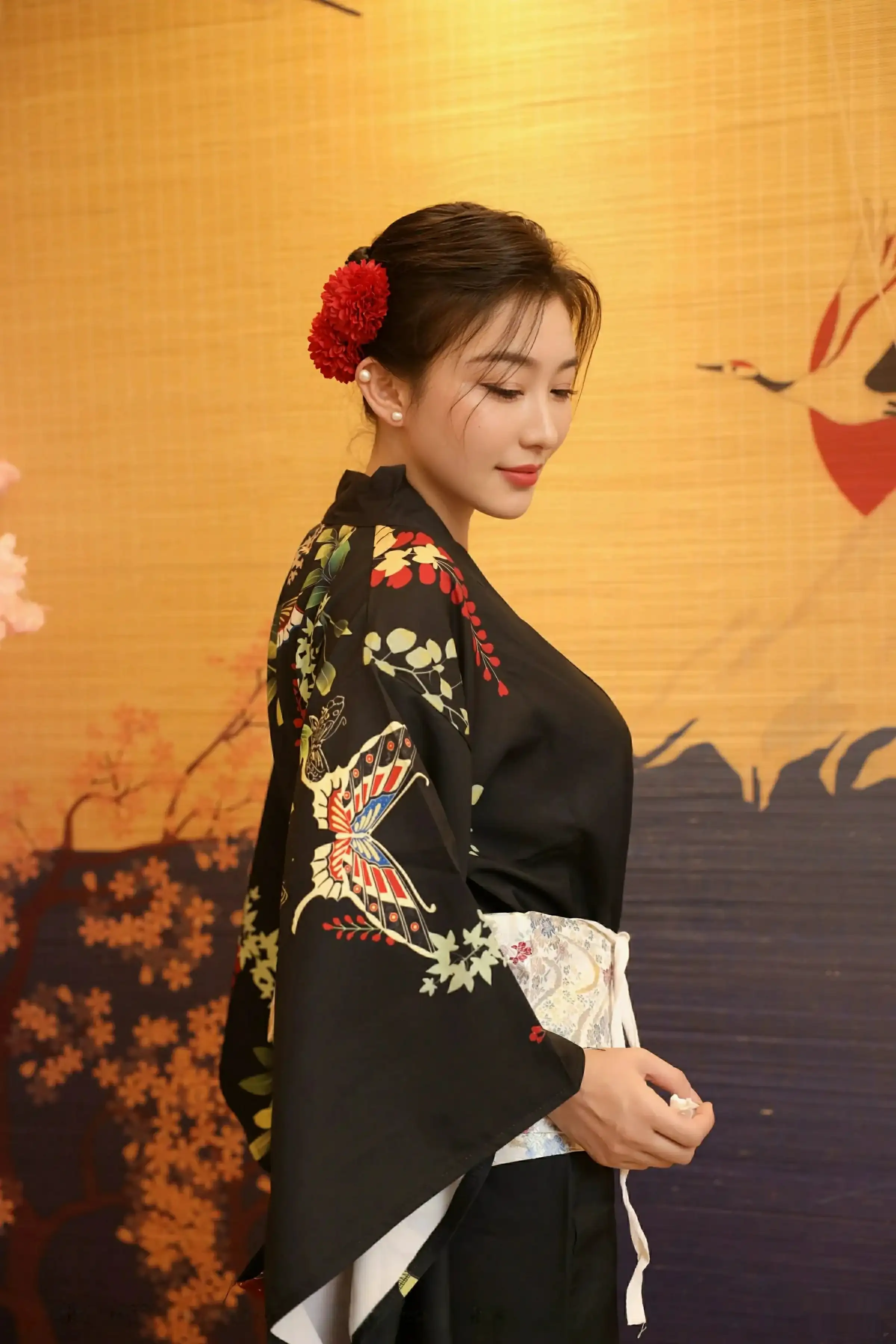 秀人集.com_[XiuRen秀人网]No.10627_模特苏一诺性感日系黑色服饰露红色内衣秀曼妙身材迷人诱惑写真80P