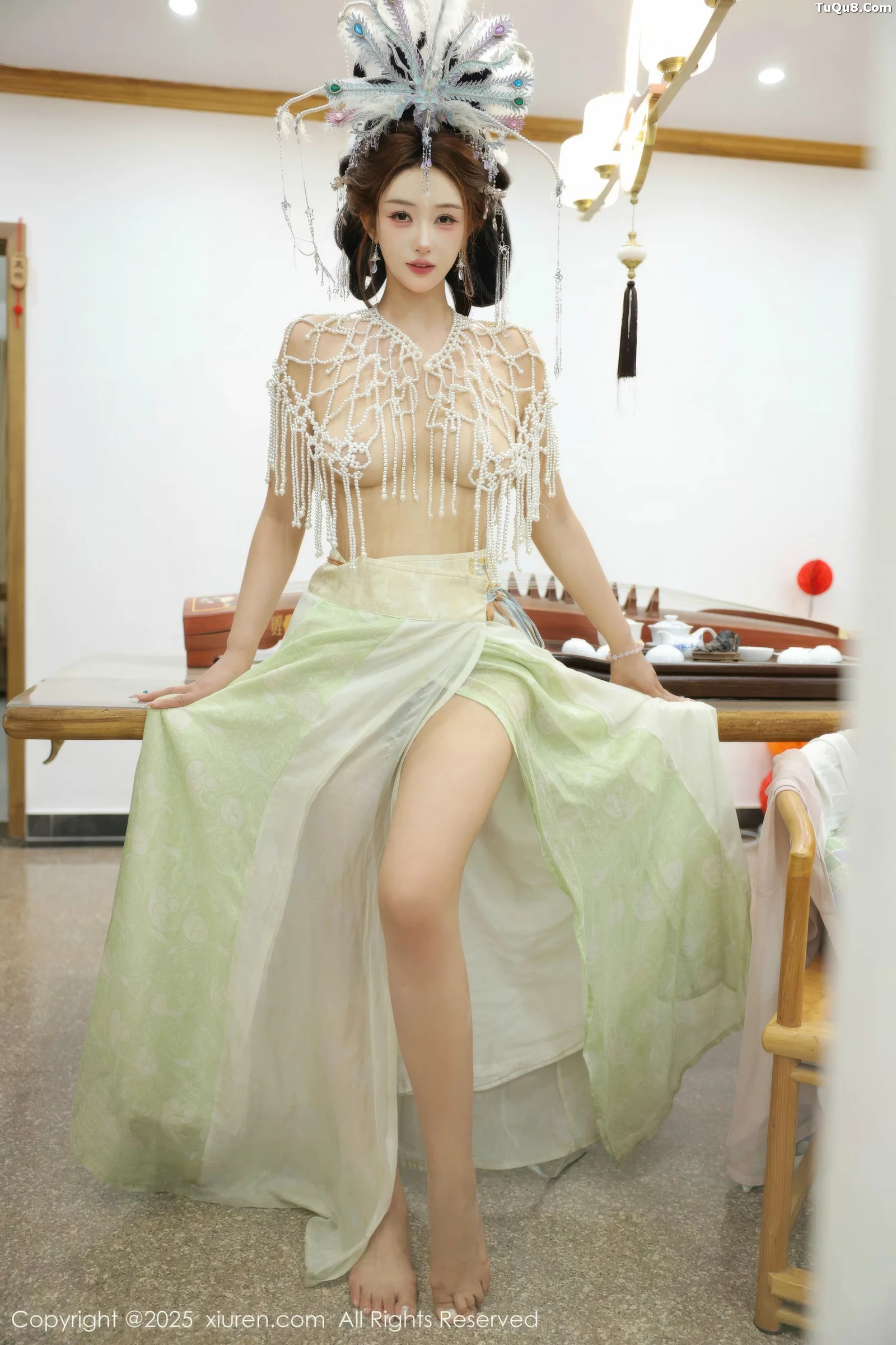 秀人集.com_[XiuRen秀人网]No.10736_模特金允希Yuki性感浅色古装薄纱服饰秀丰腴身材迷人诱惑写真80P