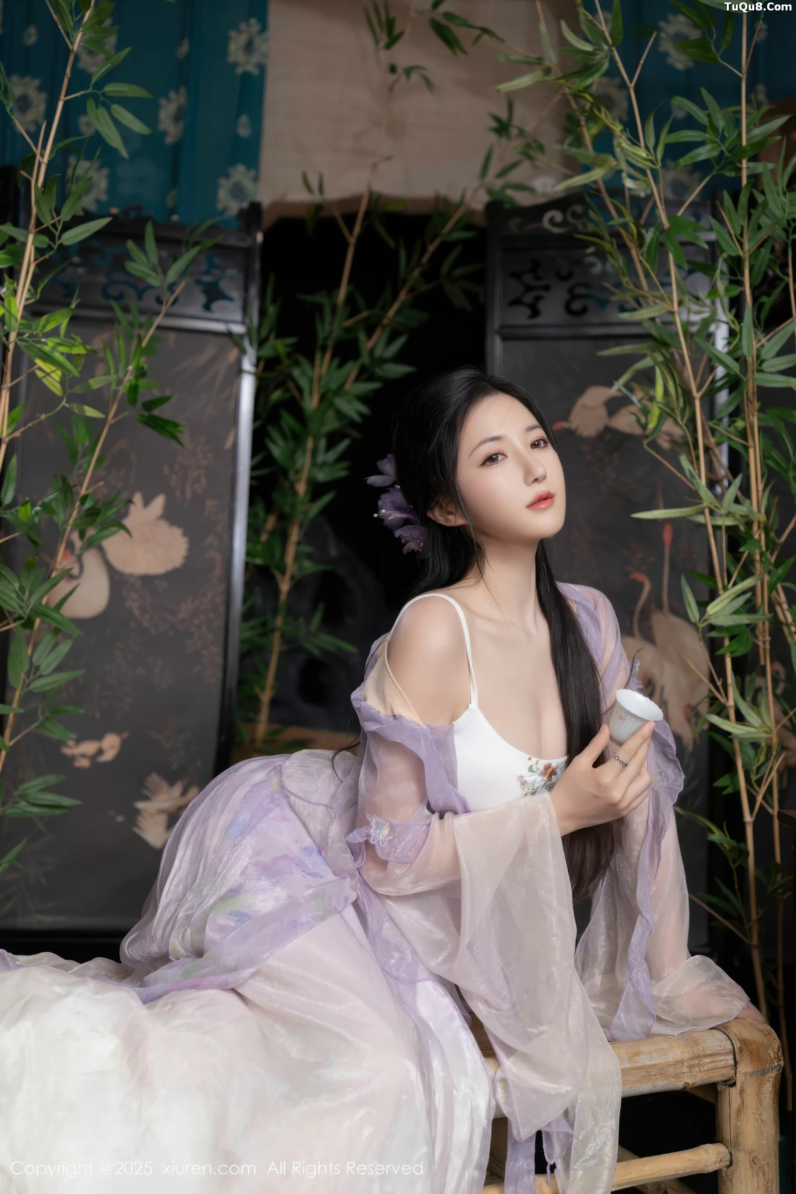 秀人集.com_[XiuRen秀人网]No.10737_模特鱼子酱Fish性感紫色连衣裙配白色丝袜秀曼妙身姿诱惑写真74P