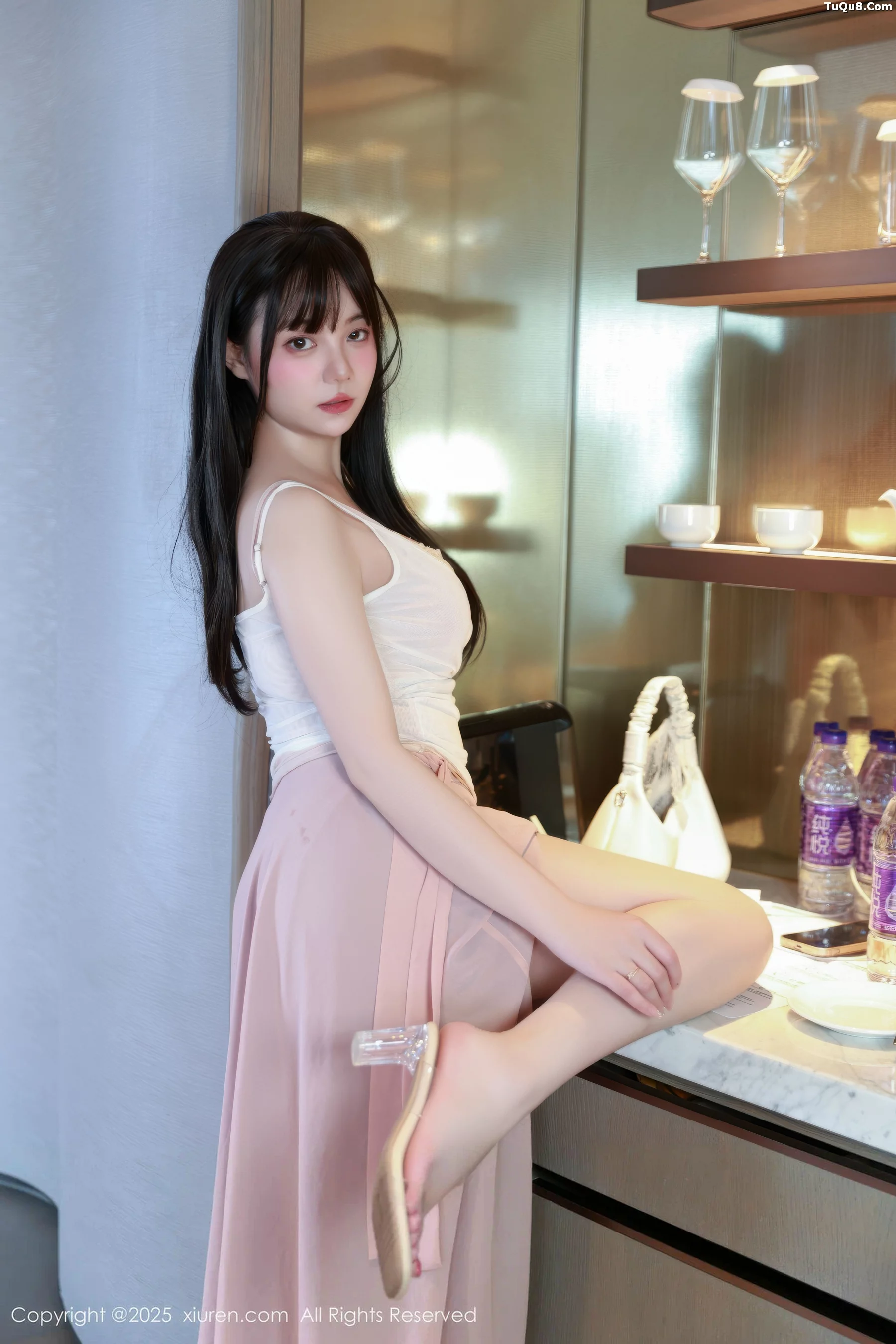 秀人集.com_[XiuRen秀人网]No.10746_模特软情性感低胸紫色长裙露粉色内衣秀曼妙身姿迷人诱惑写真86P