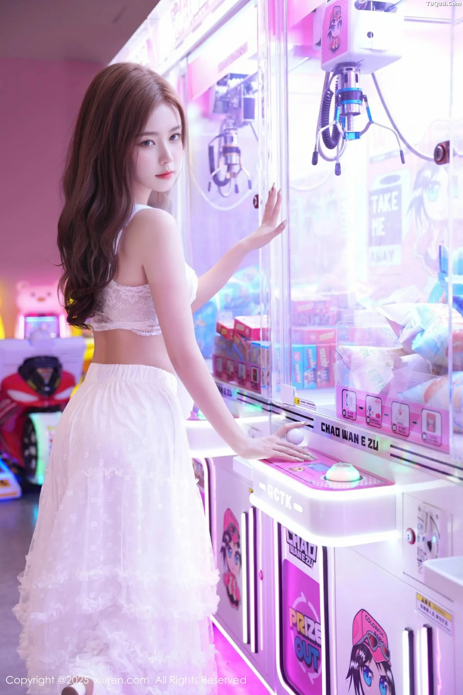 秀人集.com_[XiuRen秀人网]No.10791_模特拍黄瓜girl性感白色连衣裙露白色内衣秀曼妙身材诱惑写真74P