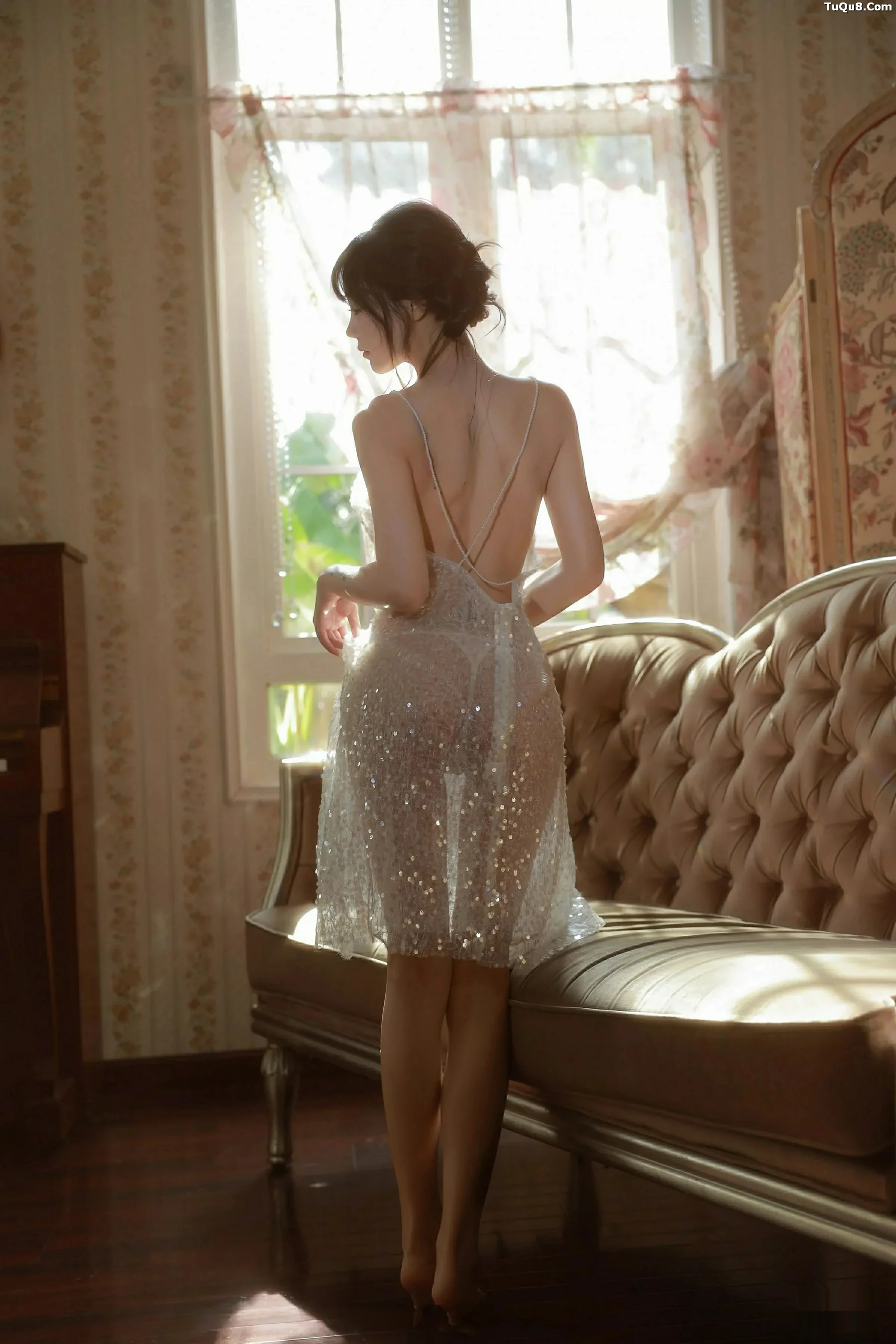 秀人集.com_[XiuRen秀人网]No.10799_模特佘贝拉Bella性感连衣长裙露白色情趣内衣秀完美身材诱惑写真73P