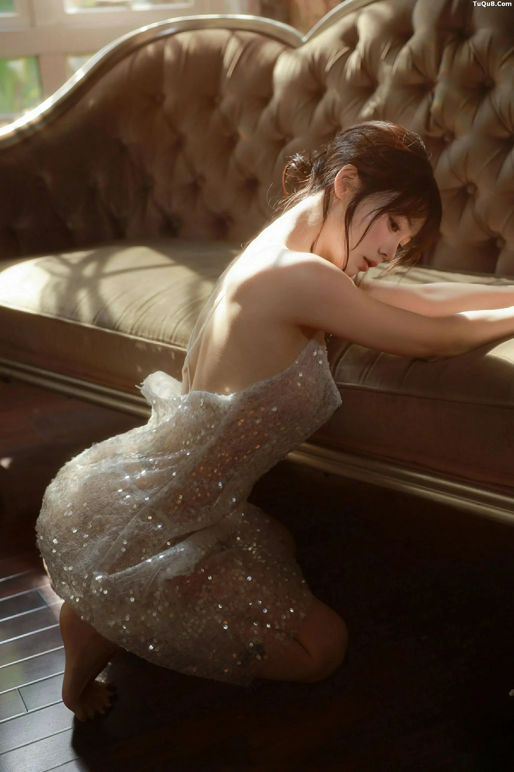 秀人集.com_[XiuRen秀人网]No.10799_模特佘贝拉Bella性感连衣长裙露白色情趣内衣秀完美身材诱惑写真73P