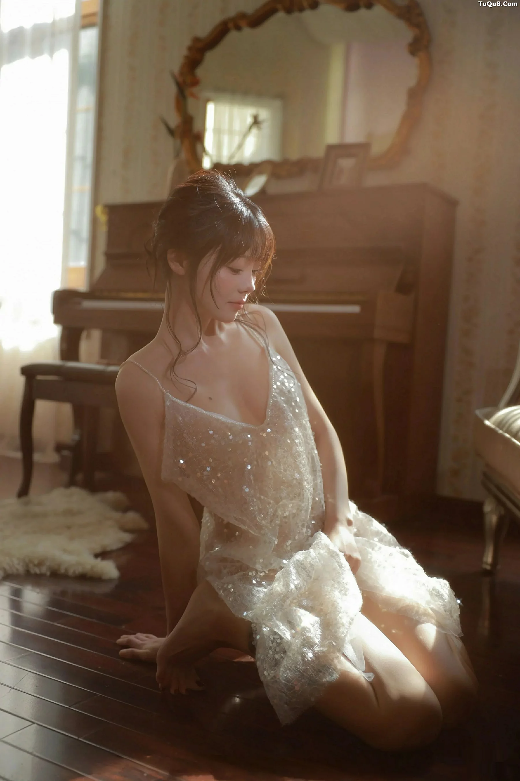 秀人集.com_[XiuRen秀人网]No.10799_模特佘贝拉Bella性感连衣长裙露白色情趣内衣秀完美身材诱惑写真73P