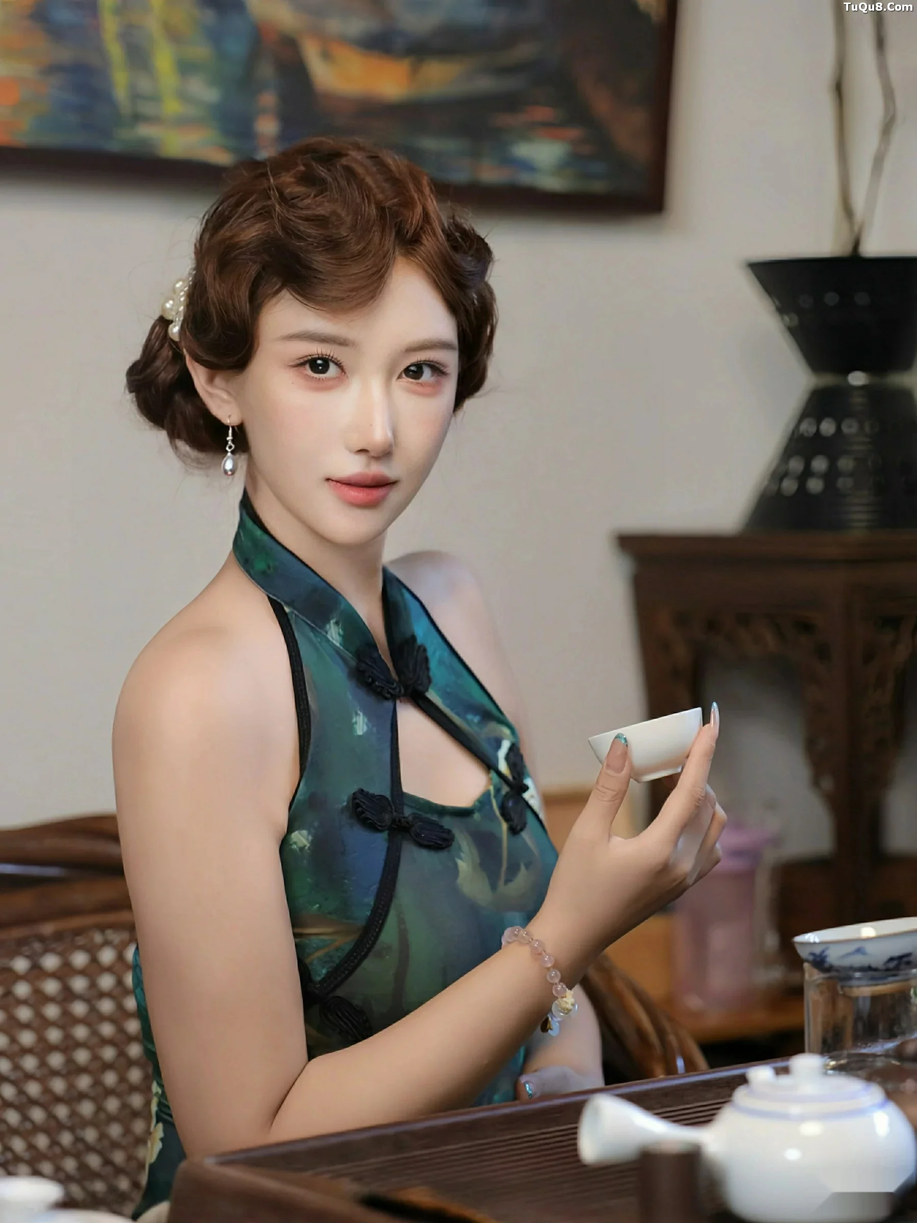 秀人集.com_[XiuRen秀人网]No.10815_模特金允希Yuki性感绿色旗袍配超薄肉丝秀丰腴身材迷人诱惑写真78P