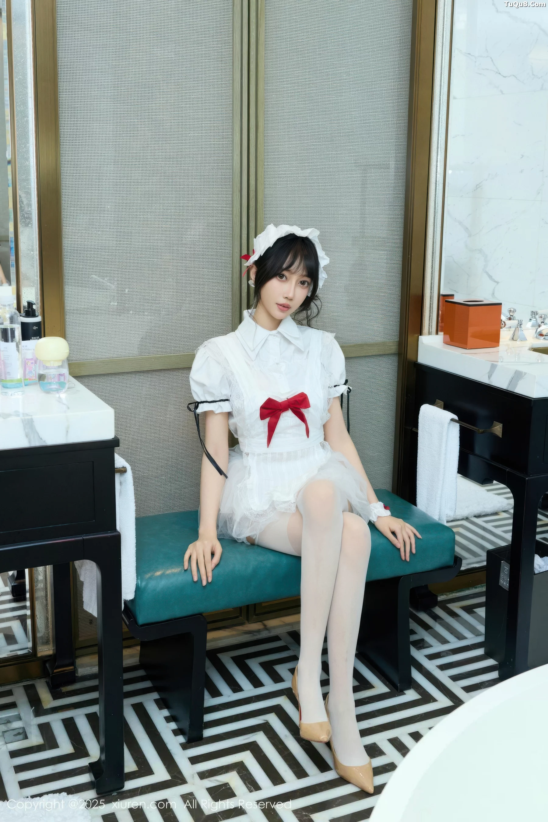 秀人集.com_[XiuRen秀人网]No.10827_模特玥儿玥er性感萝莉女仆装配白丝吊袜秀完美身材迷人诱惑写真64P