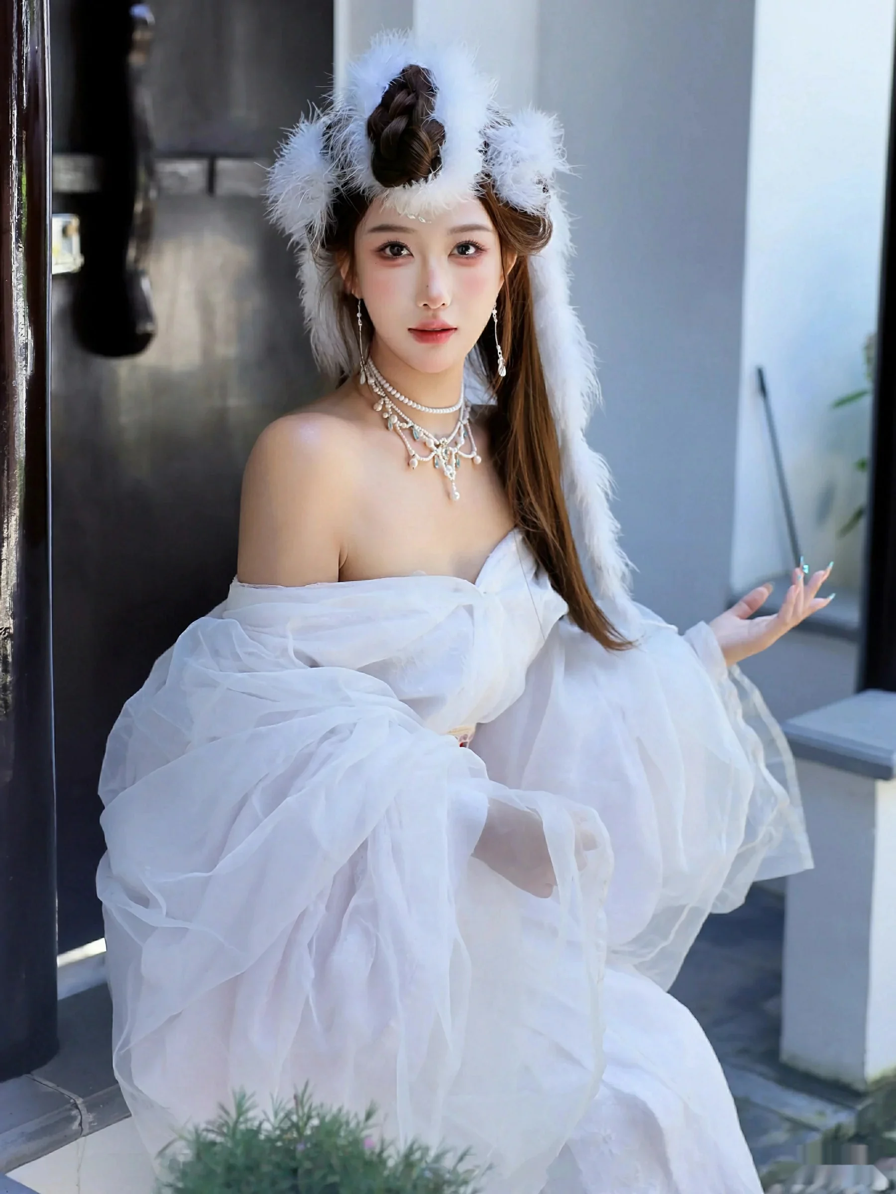 秀人集.com_[XiuRen秀人网]No.10843_模特金允希Yuki性感白色锦毛鼠装扮低胸秀丰腴身材完美诱惑写真78P